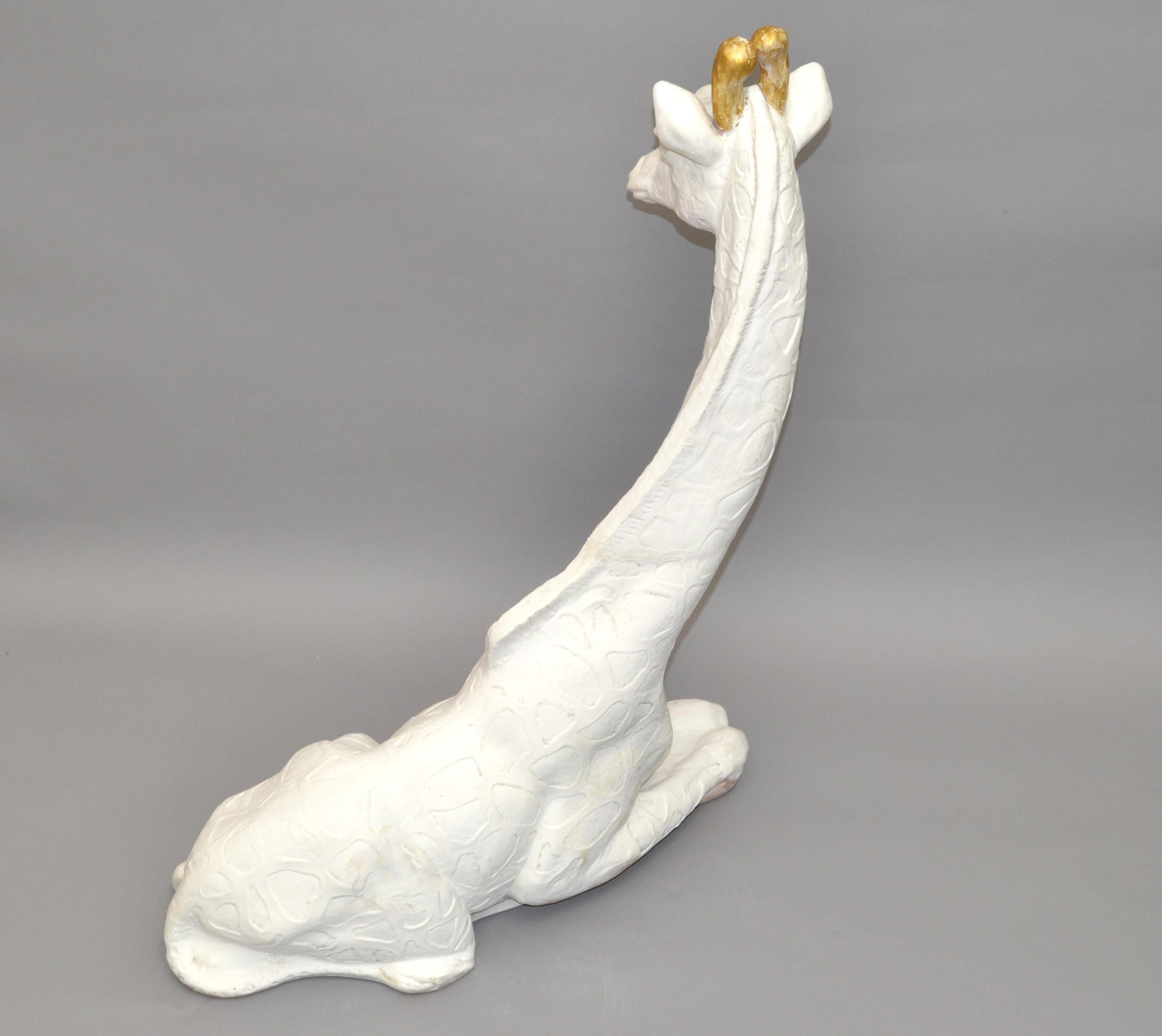Mid-Century Modern Handmade White & Gold Finish Plaster Giraffe Animal Sculpture For Sale 1