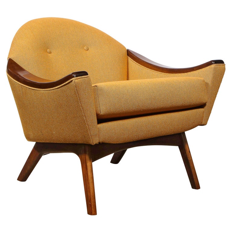 Mid-Century Modern Handrubbed Walnut Button Back Arm Chair by Adrian  Pearsall For Sale at 1stDibs