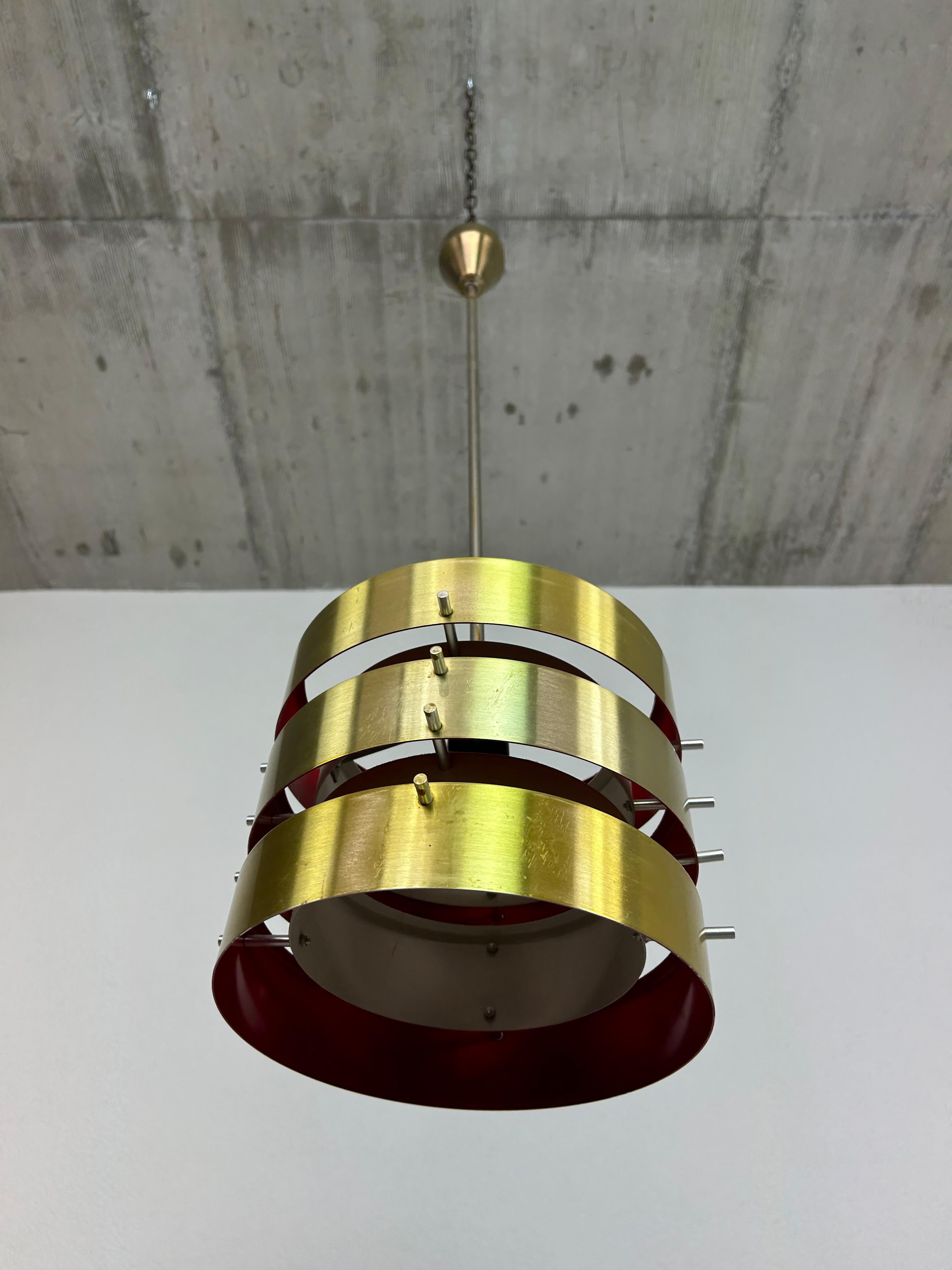 Mid-Century moderno Lampada a sospensione moderna di metà secolo di VEB Leuchten in vendita