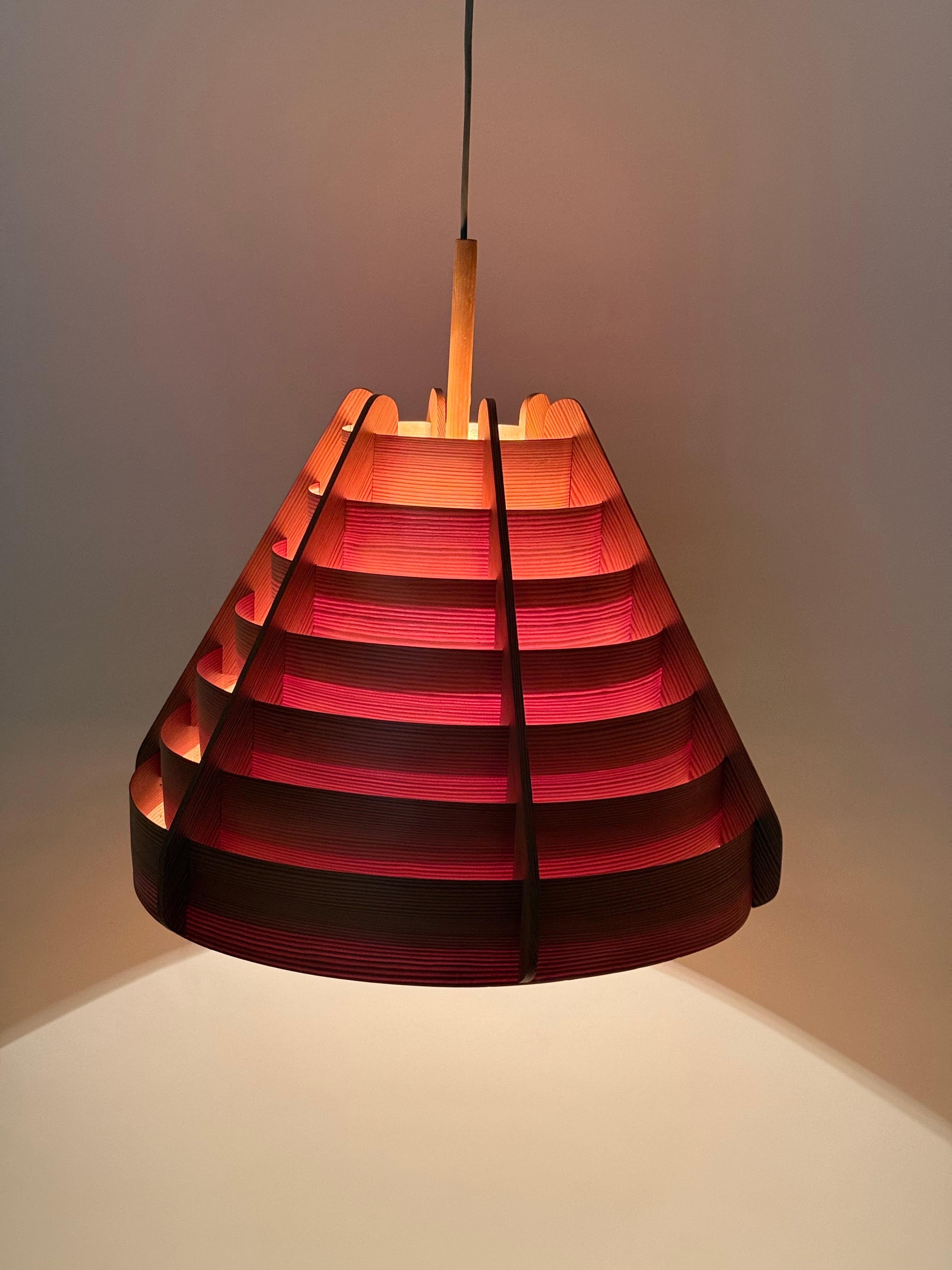 Lampe suspendue en bois du milieu du siècle par Hans-Agne Jakobsson, Suède, années 60 en vente 9