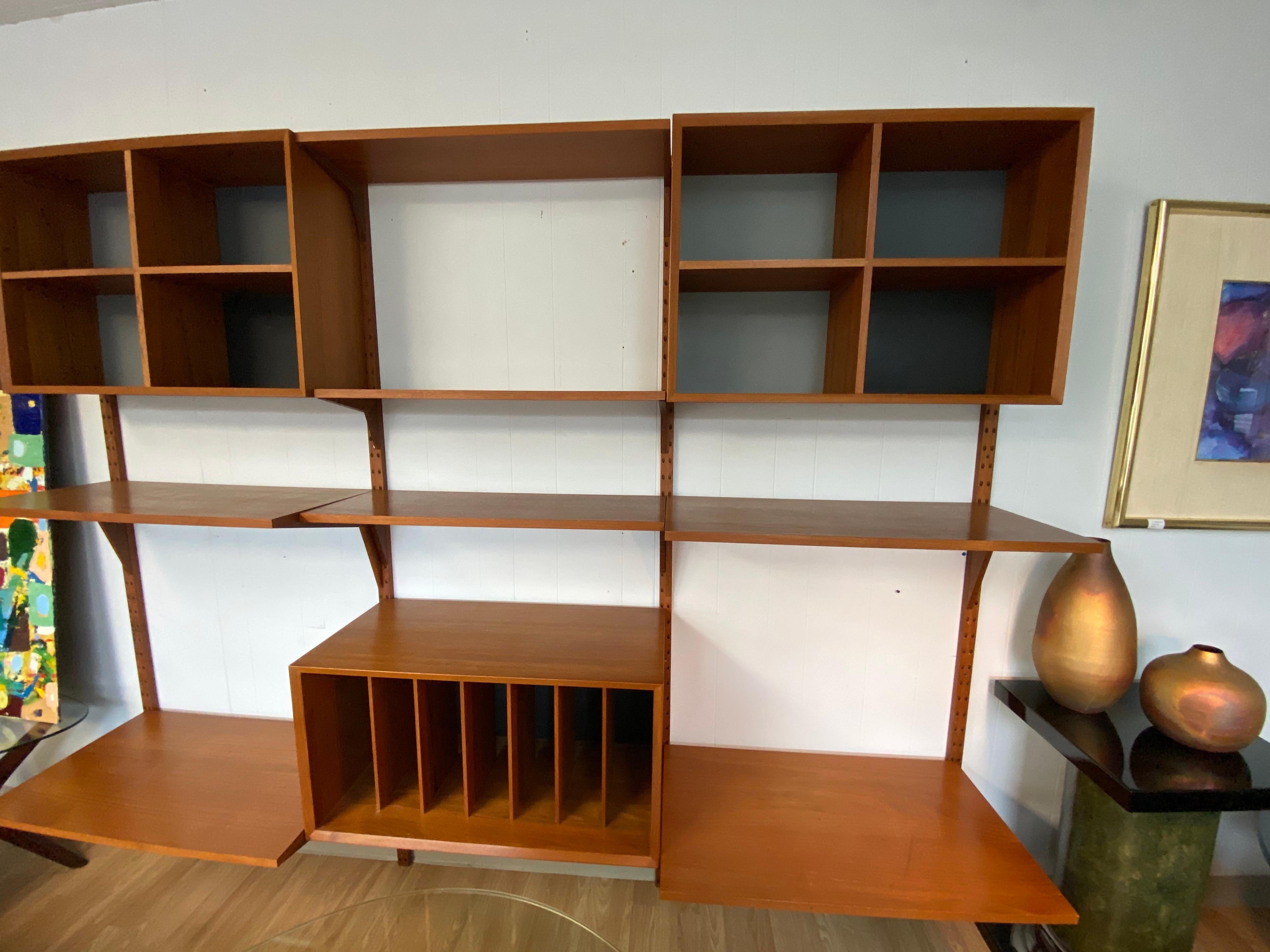 Danish Mid-Century Modern Hanging Wall Unit by Poul Cadovius