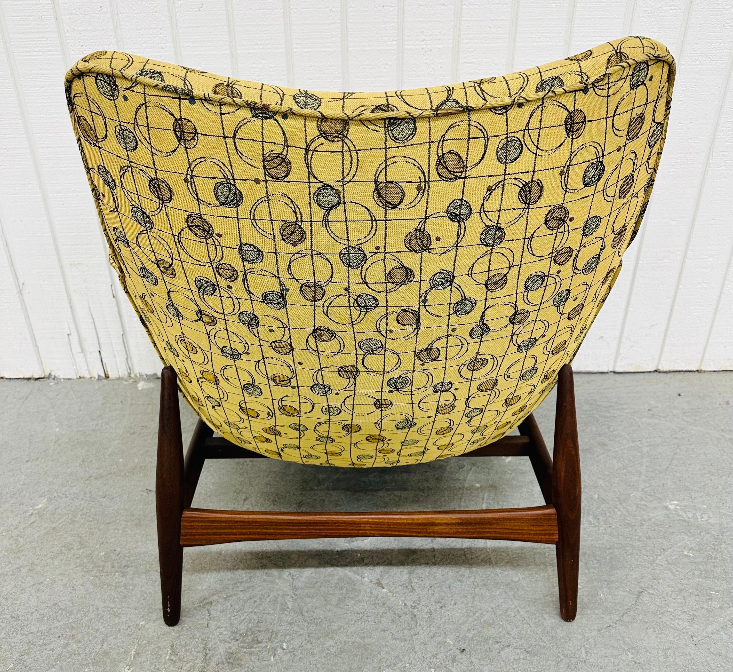 Mid-Century Modern Hans Olsen Walnut Lounge Chair & Ottoman In Good Condition For Sale In Clarksboro, NJ