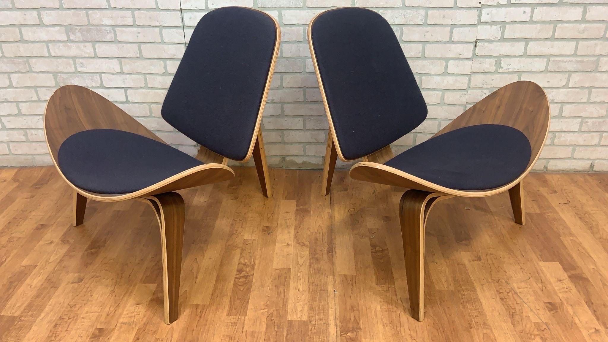Hand-Crafted Mid-Century Modern Hans Wegner Style Bent Plywood 3 Leg Shell Chairs, Pair For Sale