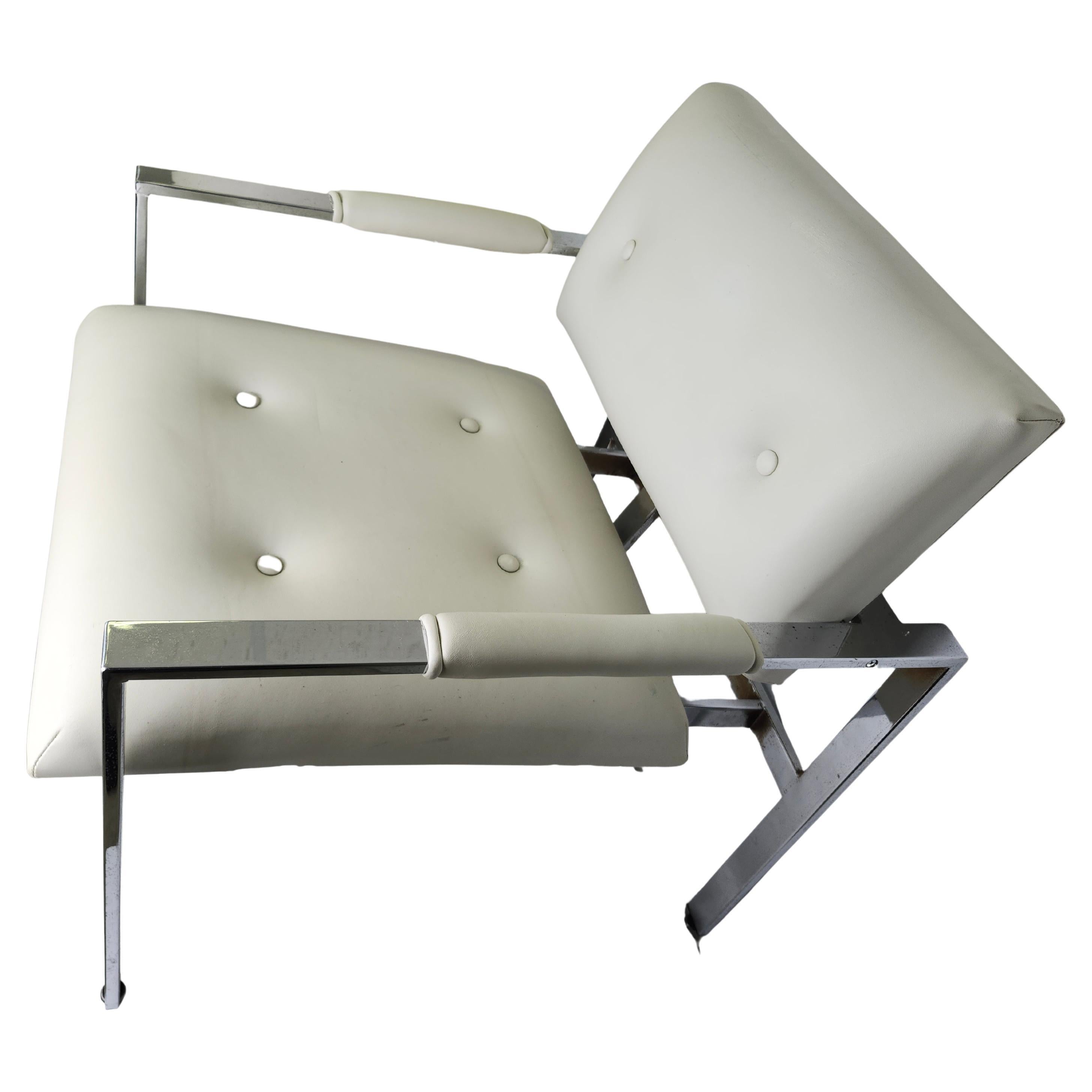 Mid-Century Modern Harvey Probber Lounge Chair in Reupholstered White Leather For Sale