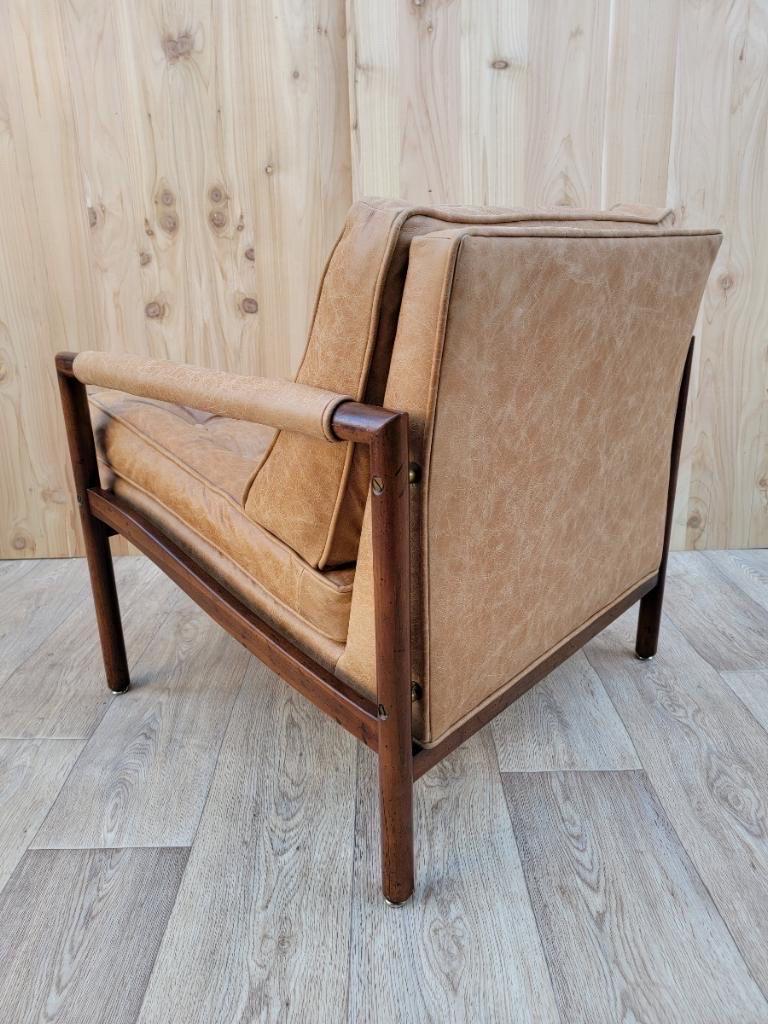 Mid-Century Modern Harvey Probber Style Walnut Frame Armchair 3