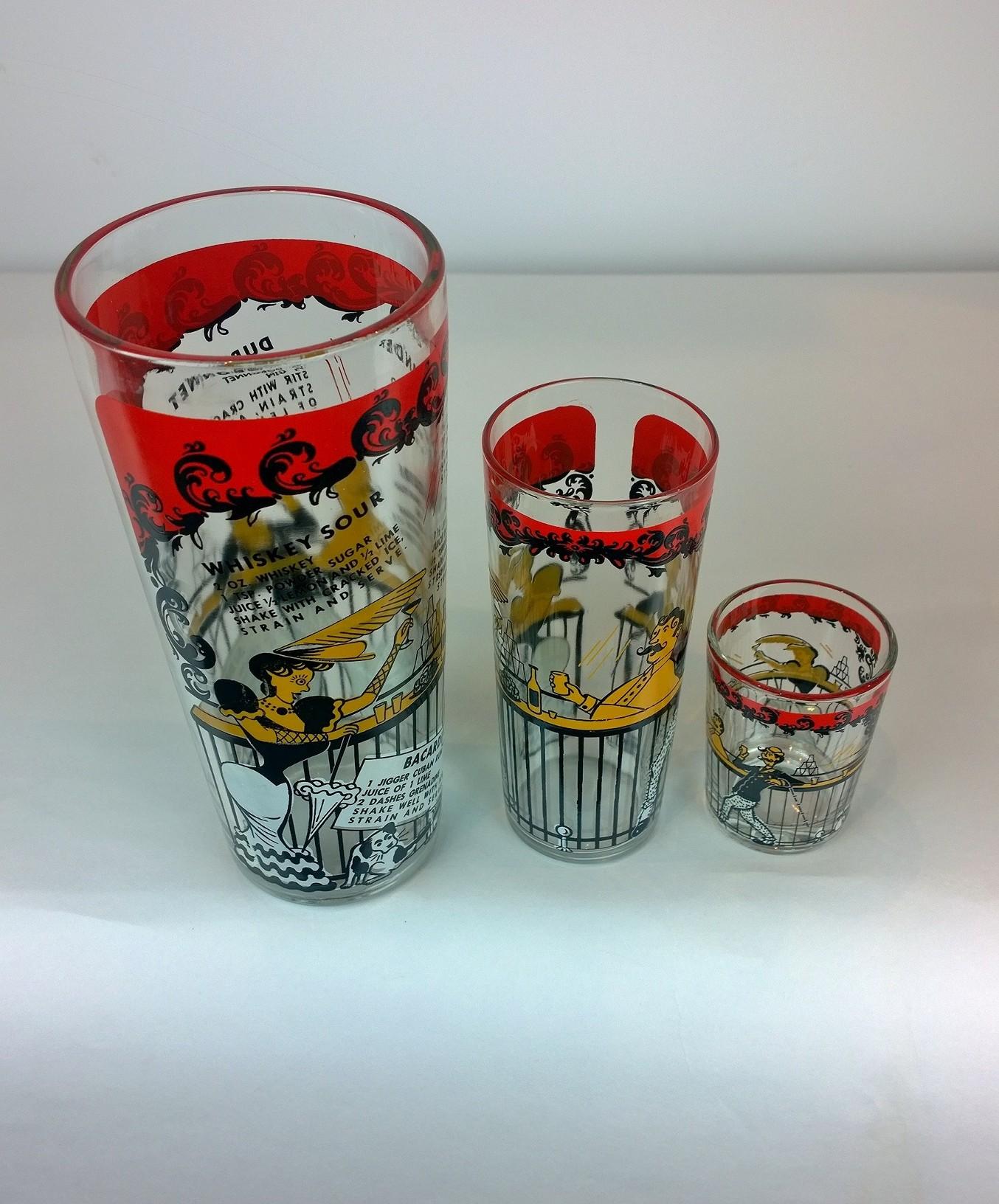 20th Century Set of 11 Red, Black & Gold Moulin Rouge Theme Overlay Cocktail Glasses & Shaker For Sale