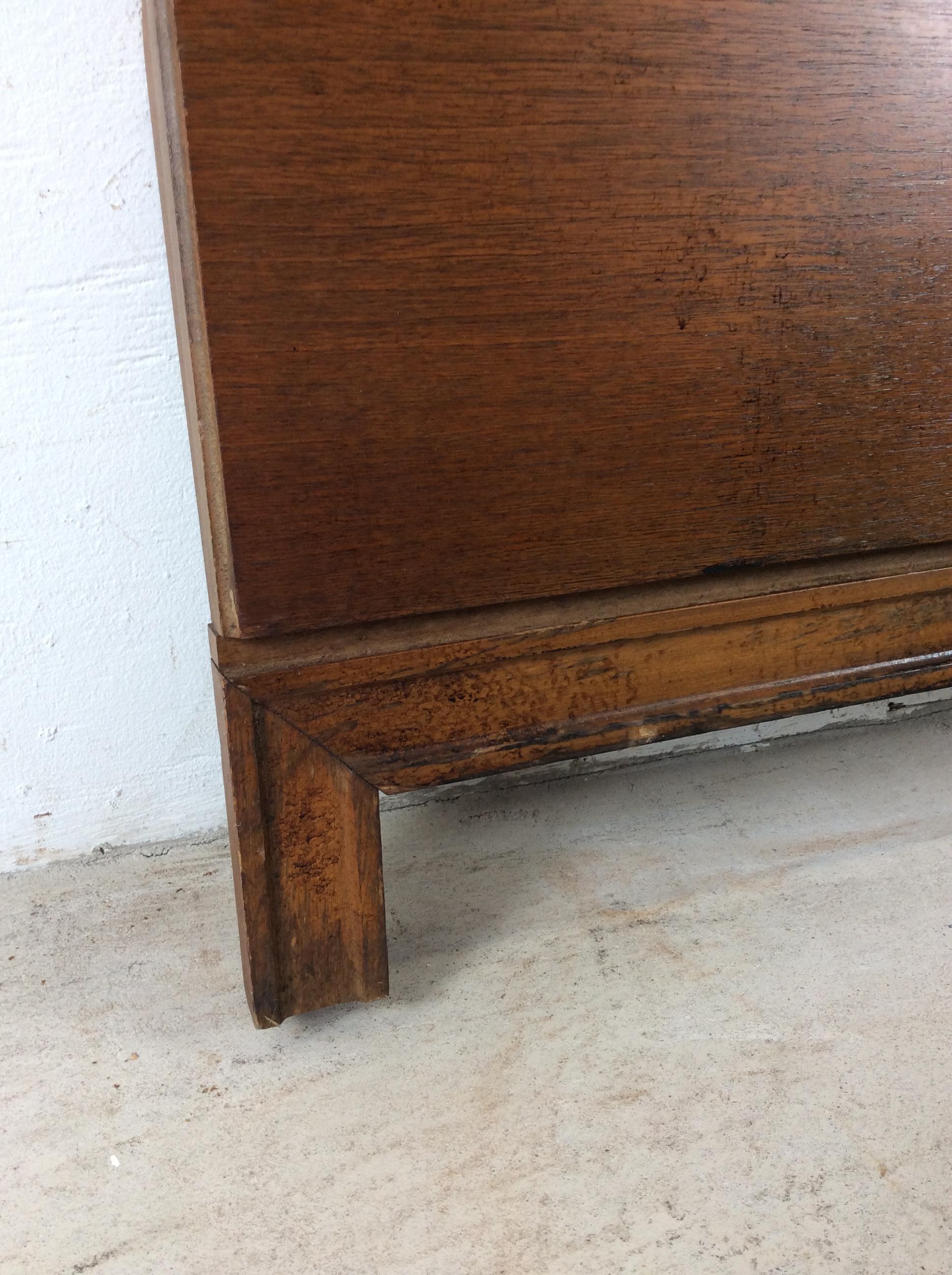 Mid Century Modern Headboard & Footboard with Beveled Detailing by Johnson Carpe en vente 13