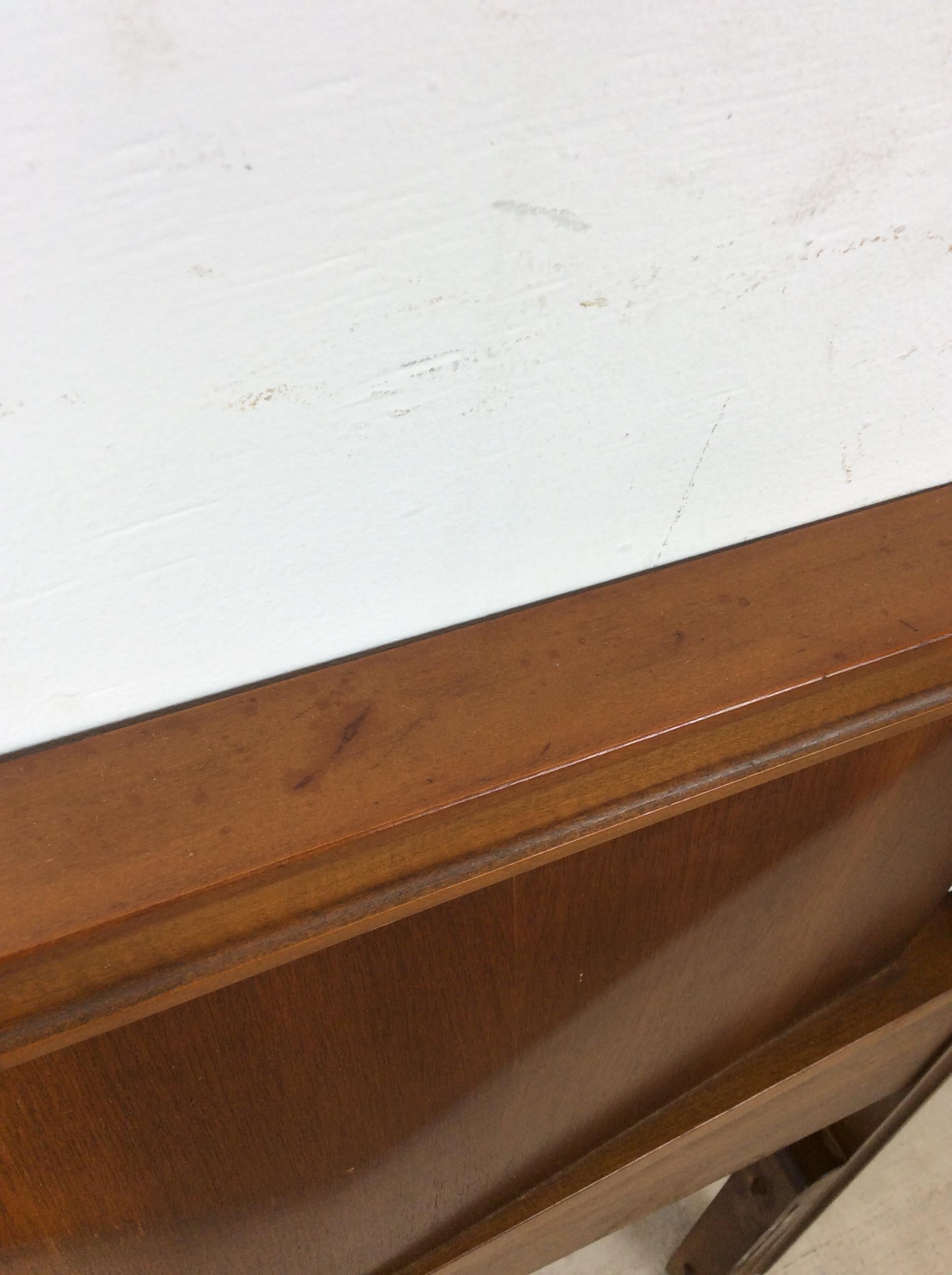 Mid Century Modern Headboard & Footboard with Beveled Detailing by Johnson Carpe en vente 1