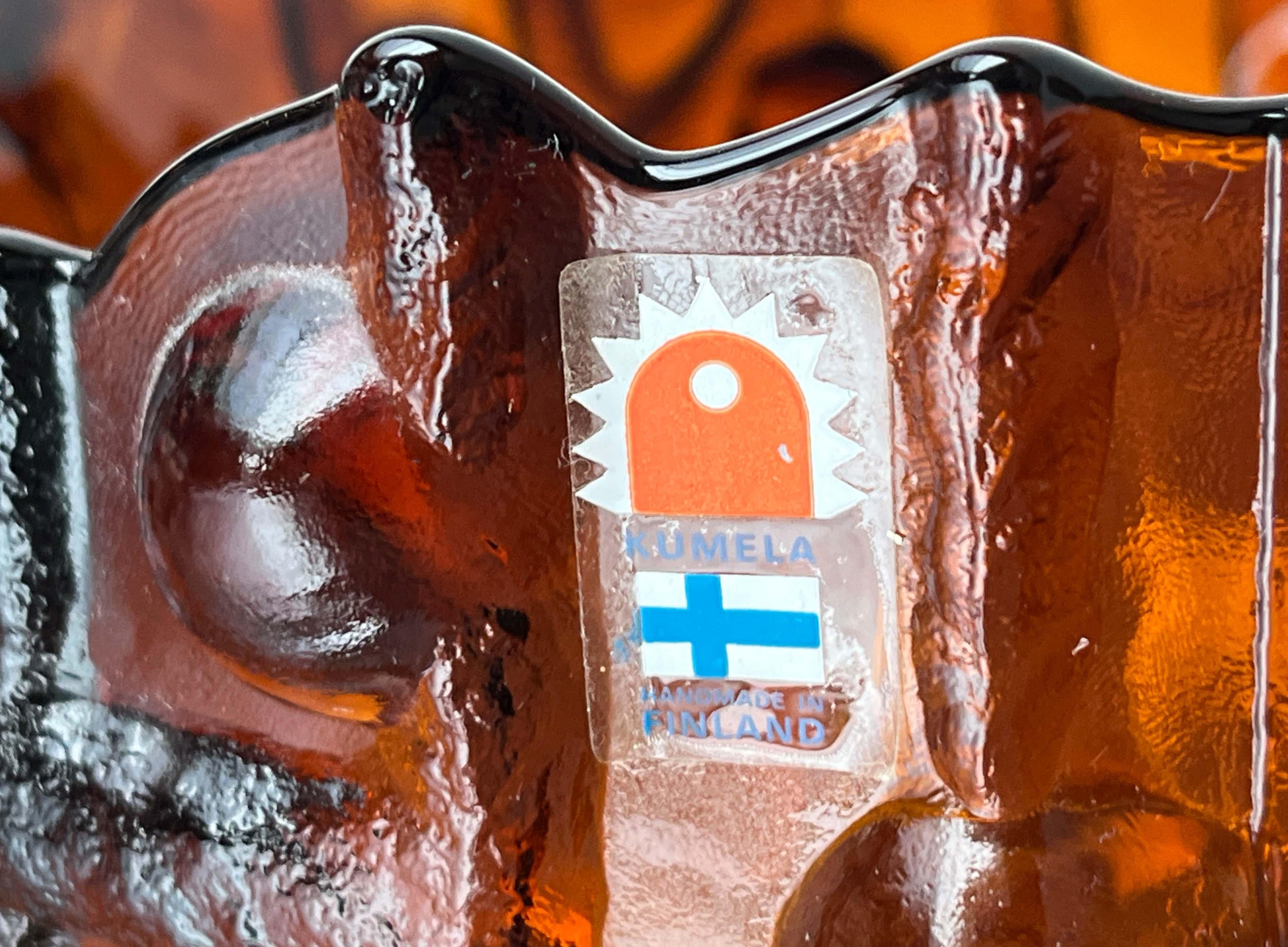 Ciotola in vetro artistico pesante di metà secolo con disegno di albero Kai Blomqvist Kumela in vendita 3