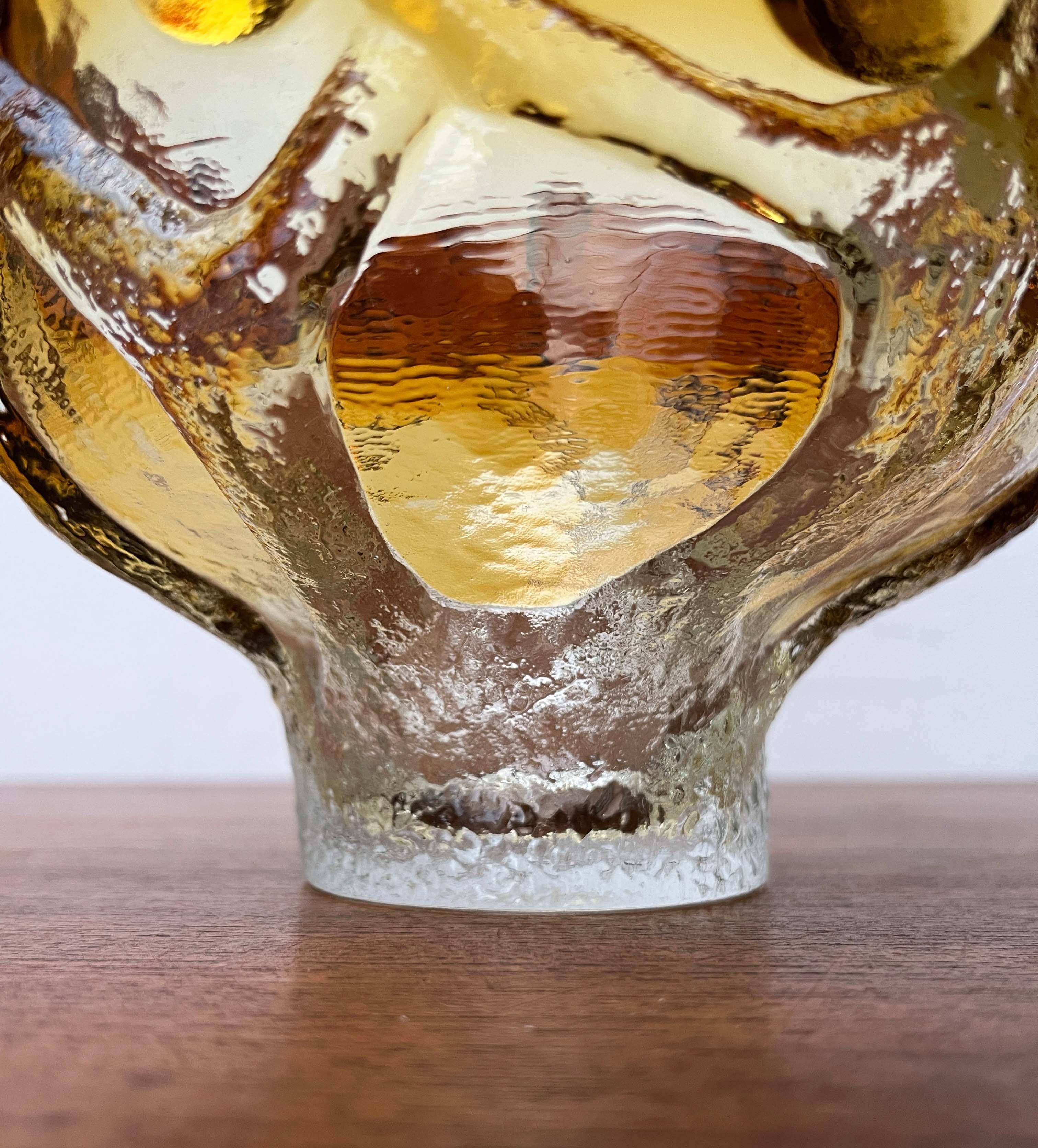 Ciotola in vetro artistico pesante di metà secolo con disegno di albero Kai Blomqvist Kumela in vendita 9