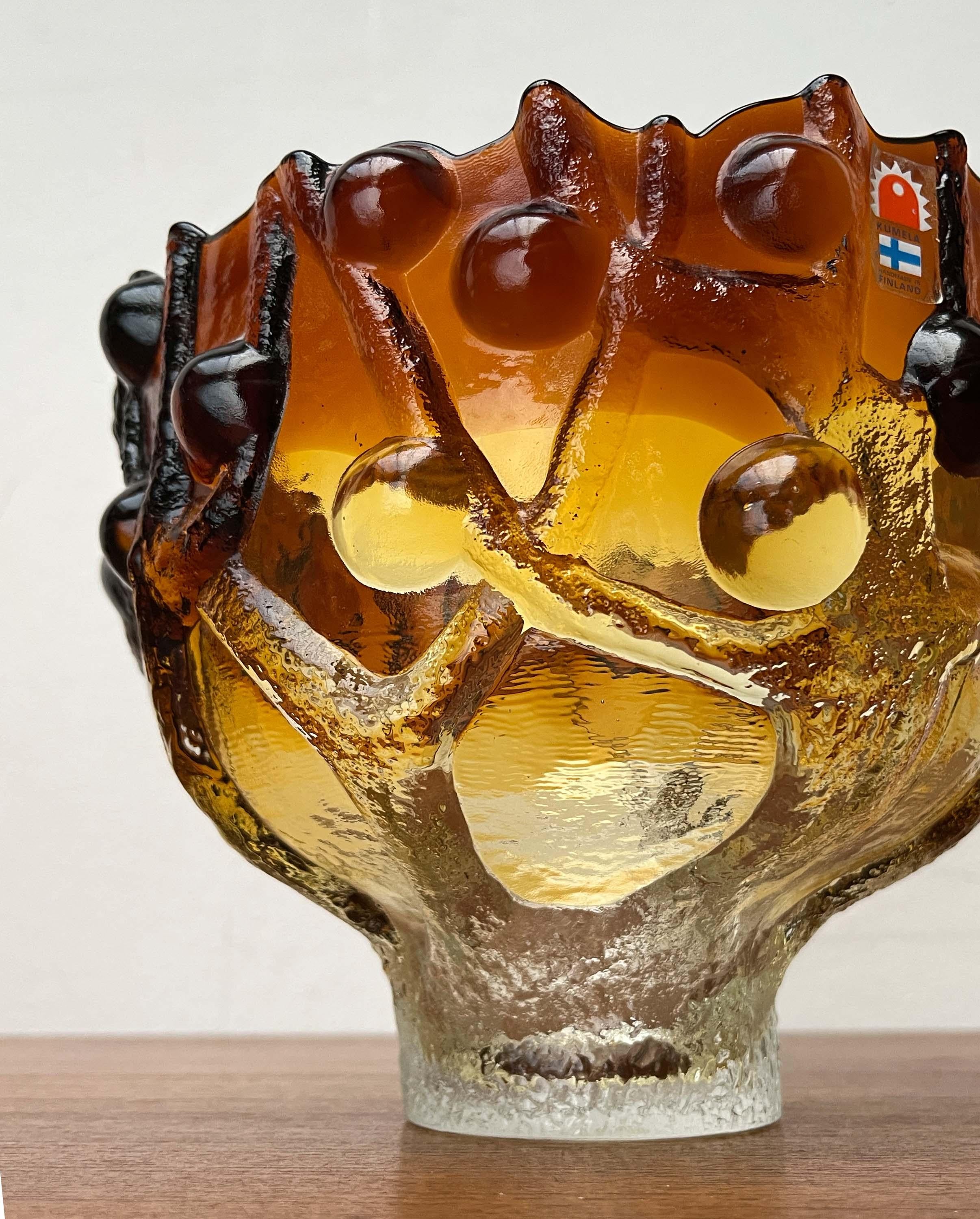 Ciotola in vetro artistico pesante di metà secolo con disegno di albero Kai Blomqvist Kumela in vendita 10