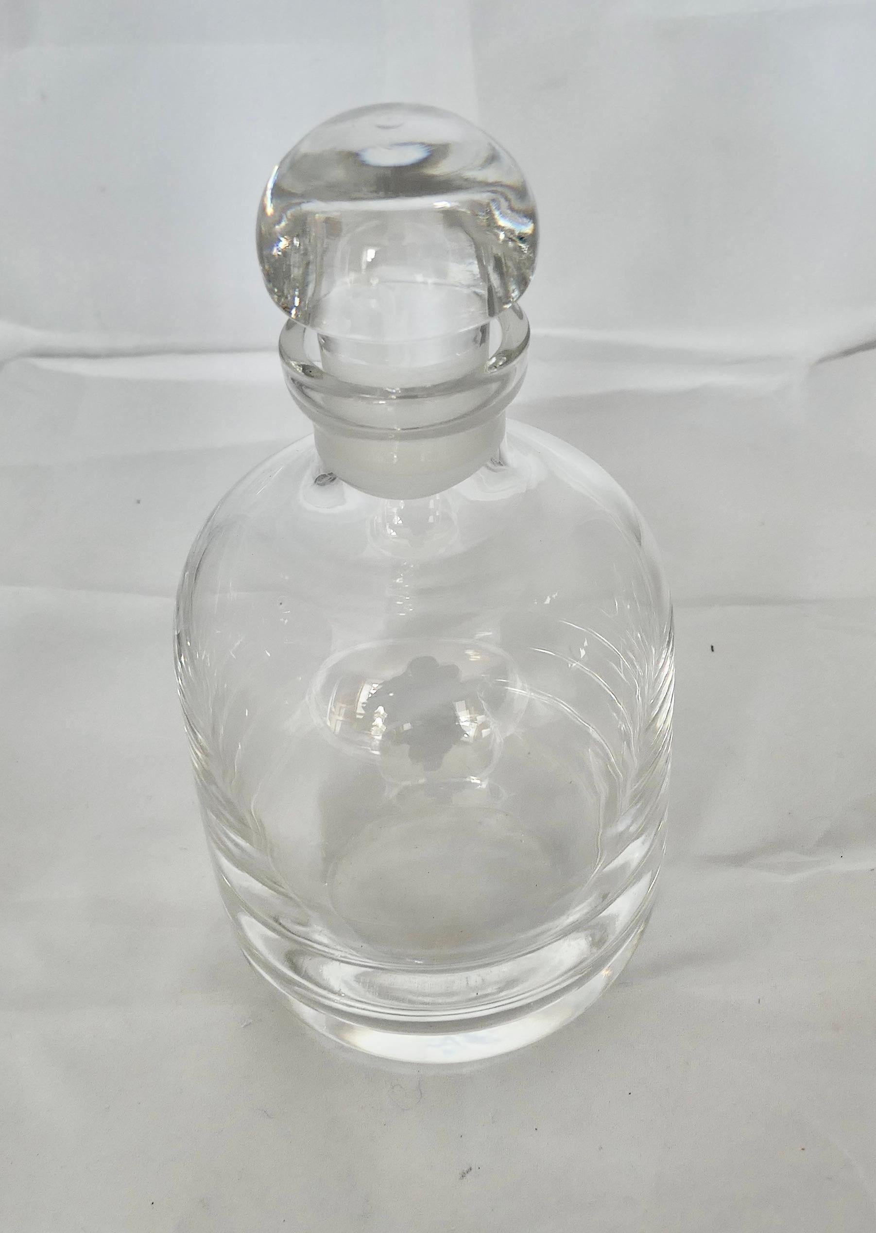 Mid Century Modern Heavy Crystal Round Decanter  A Classic of its time   In Good Condition For Sale In Chillerton, Isle of Wight