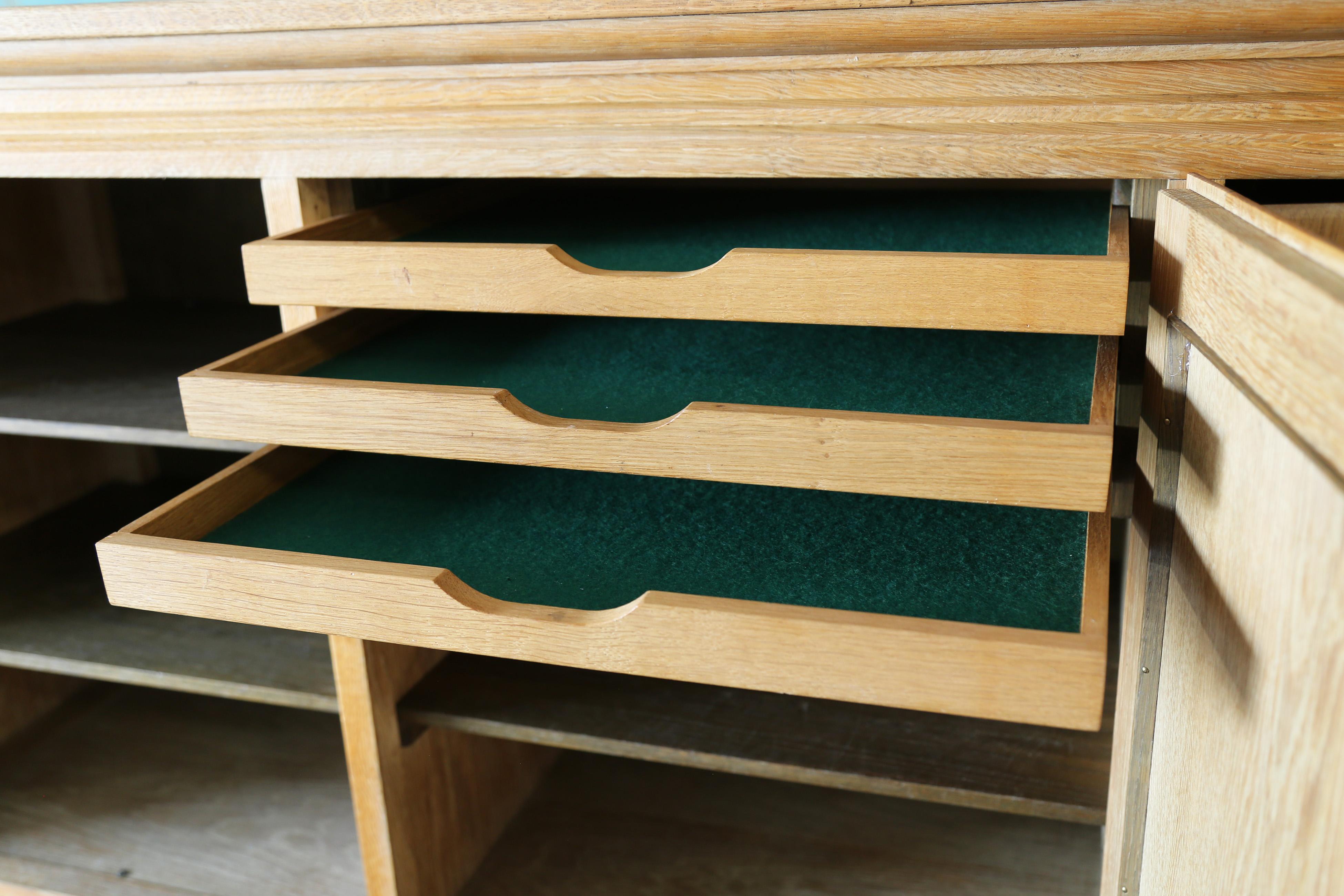 Mid Century Modern Henning Kjaernulf Style Tall Cabinet / Sideboard in White Oak in vendita 3