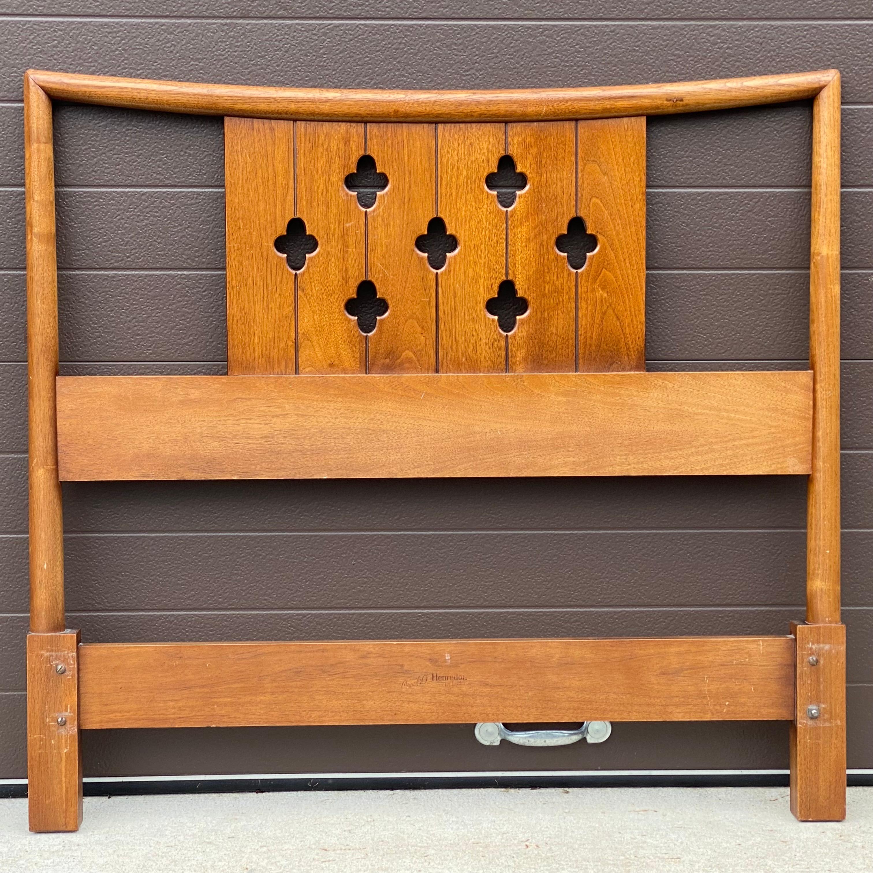 Mid-Century Modern Henredon Circa 60 Twin Headboard For Sale 6