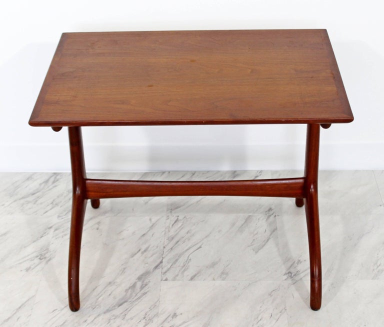 MidCentury Modern Heritage Henredon Horn Leg Side End Table, 1950s at