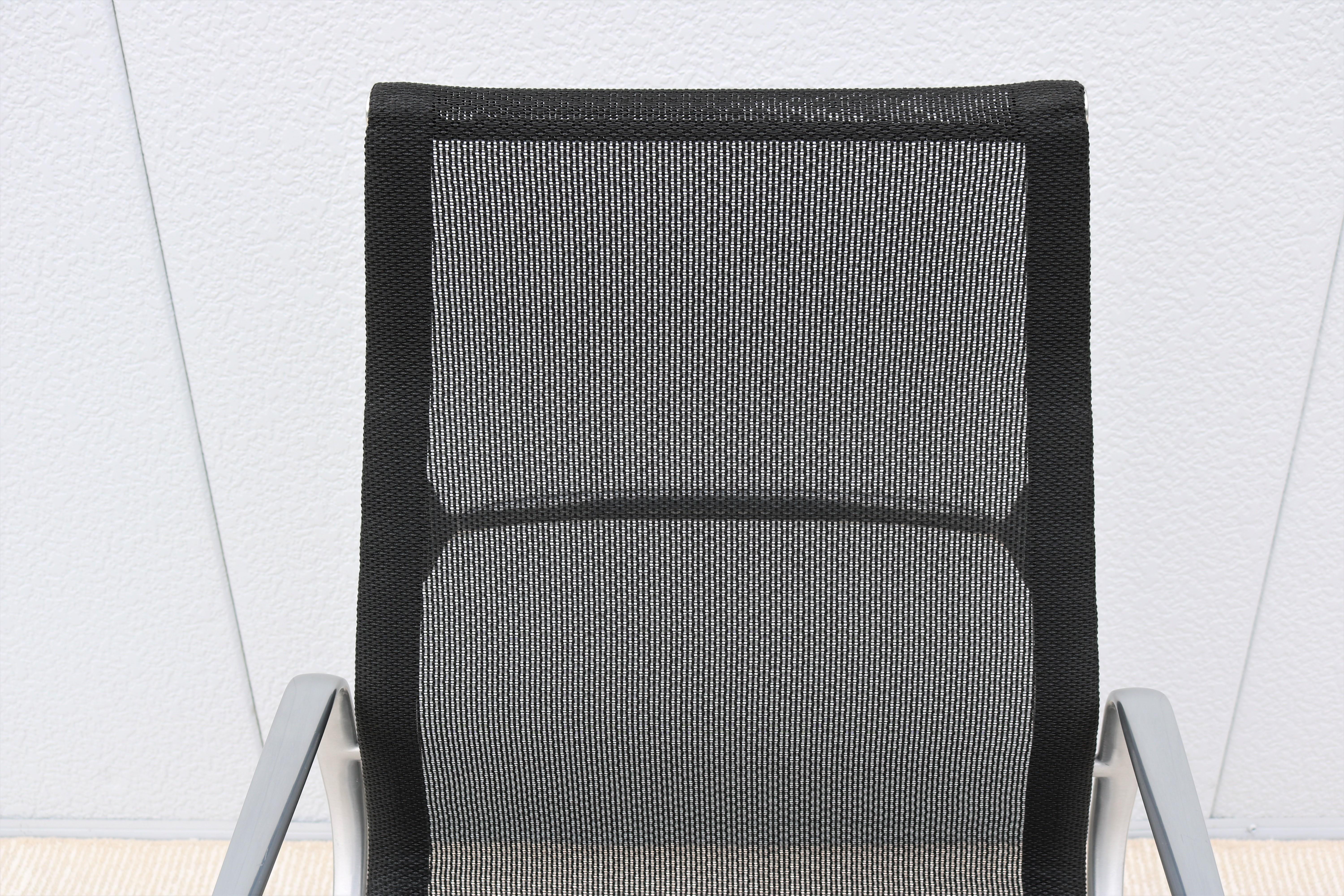 Mid-Century Modern Herman Miller Eames Aluminum Group Black Mesh Executive Chair For Sale 7