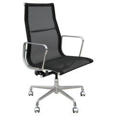 Mid-Century Modern Herman Miller Eames Aluminum Group Black Mesh Executive Chair
