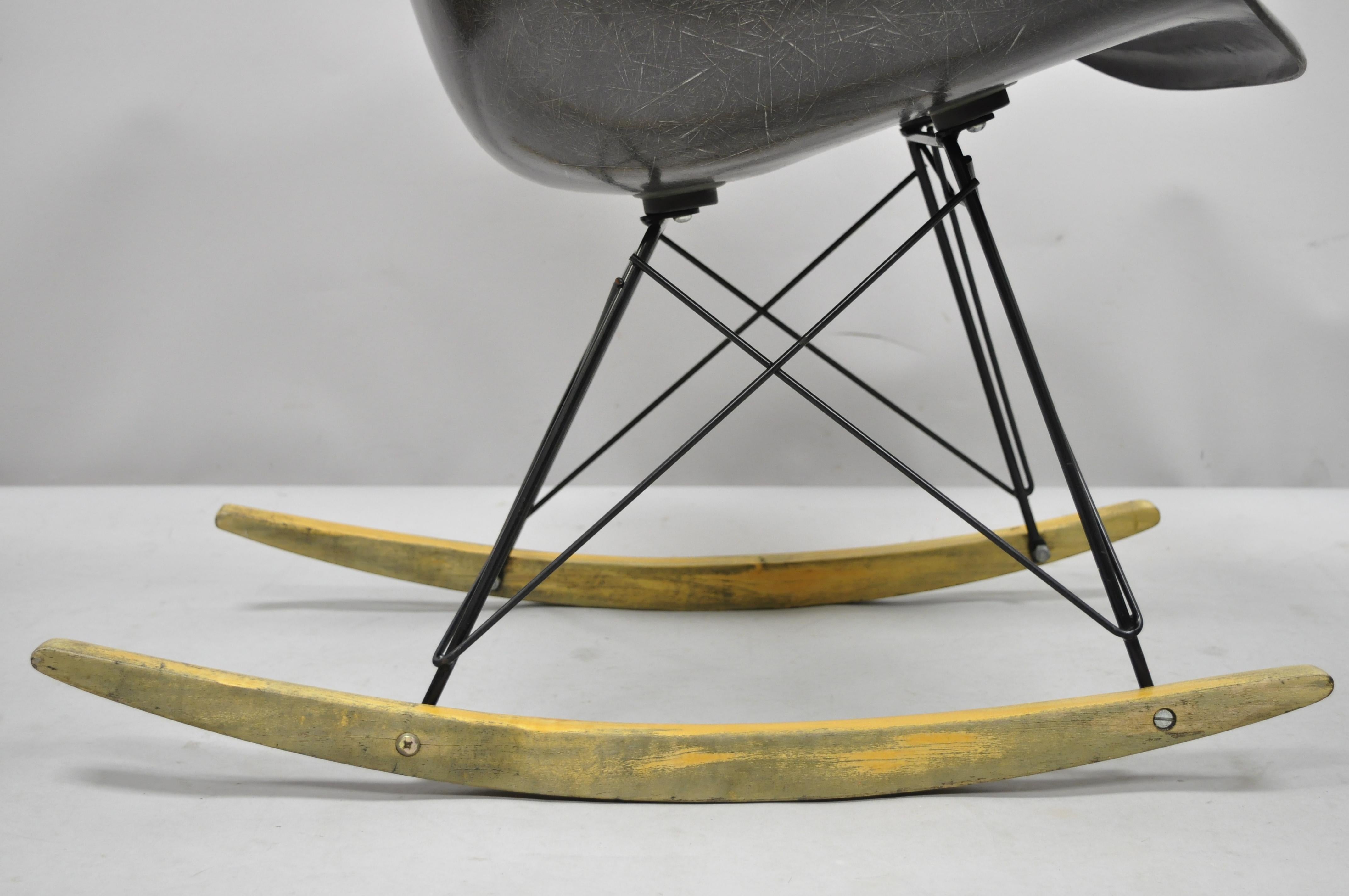20th Century Mid-Century Modern Herman Miller Eames Black Fiberglass RAR Rocker Rocking Chair