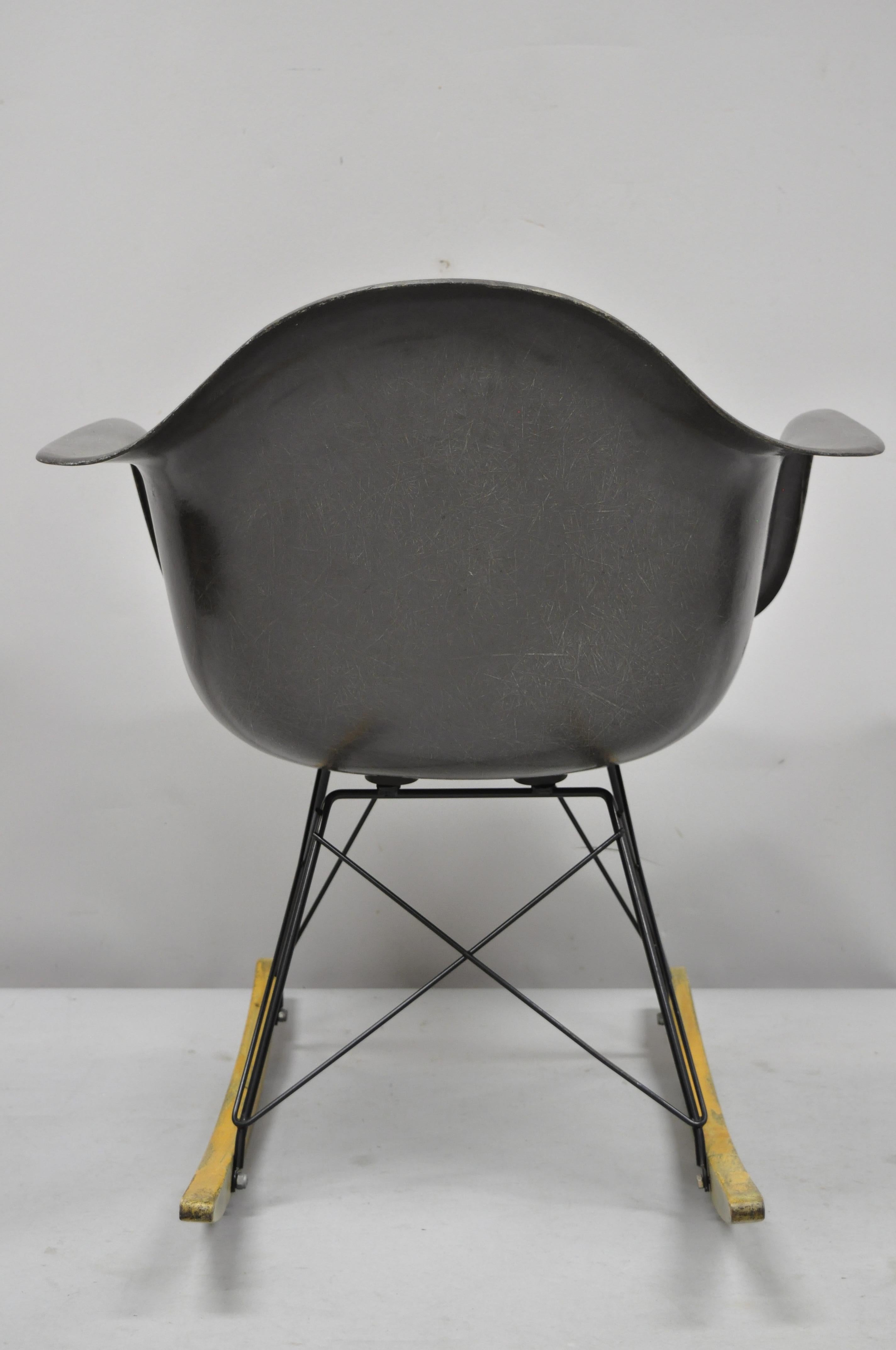 Mid-Century Modern Herman Miller Eames Black Fiberglass RAR Rocker Rocking Chair 1