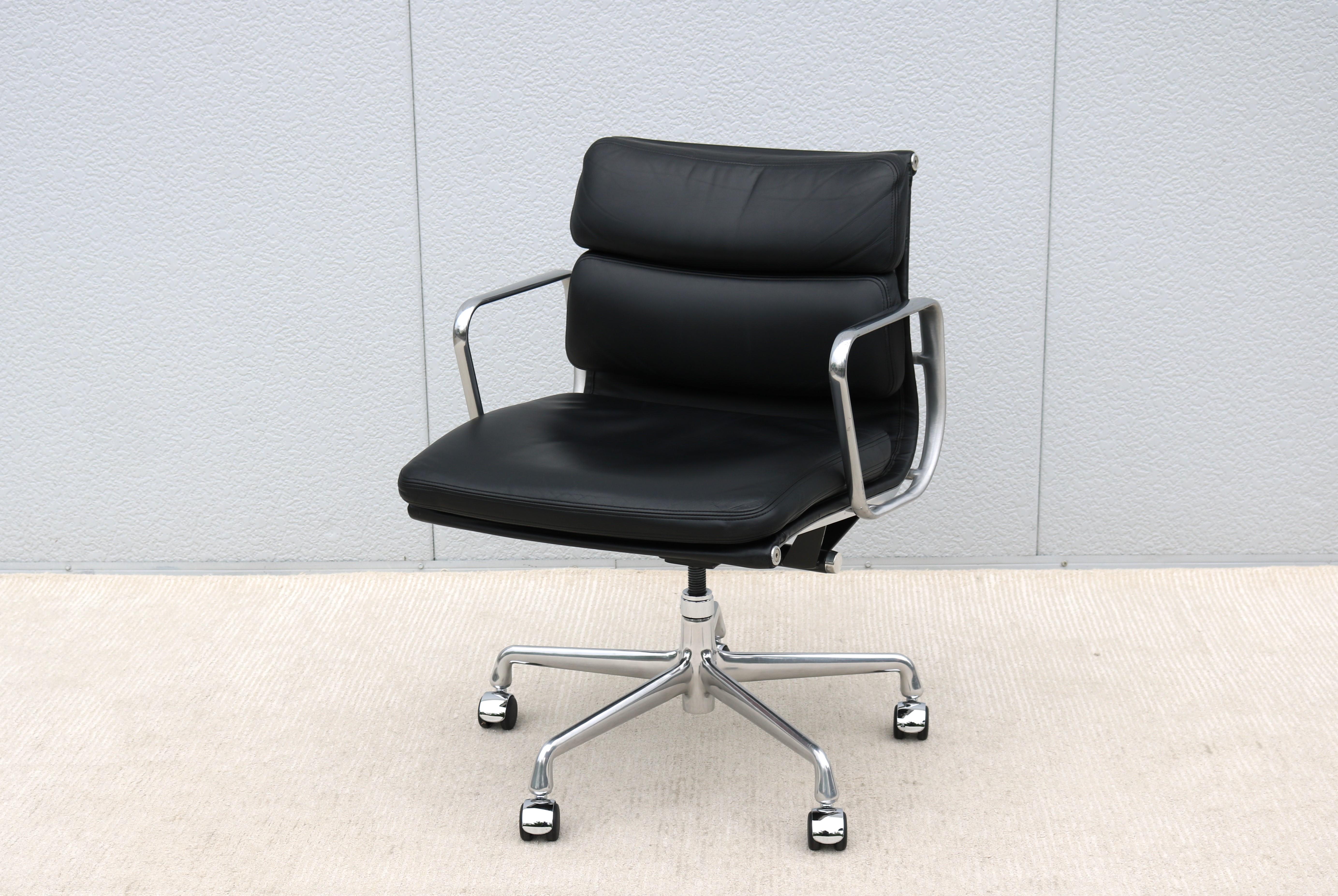 Contemporary Mid-Century Modern Herman Miller Eames Soft Pad Black Leather Management Chair