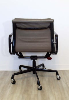 Mid-Century Modern Herman Miller Eames Soft Pad Leather Office Armchair 1988