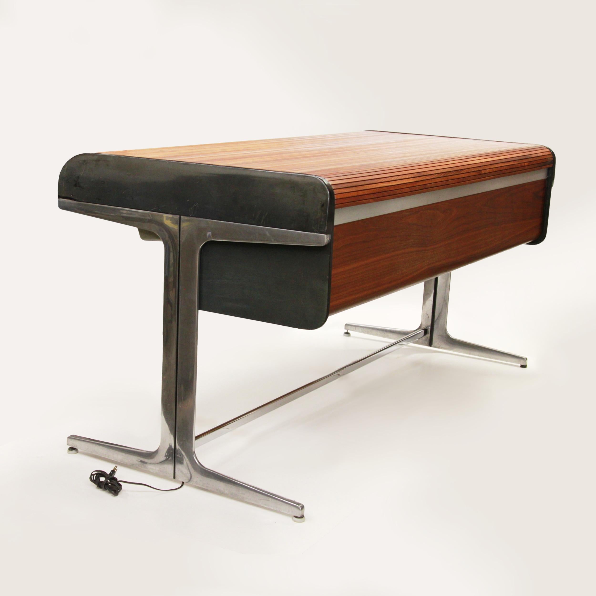 Americano Scrivania da ufficio Herman Miller Roll Top Action di George Nelson, moderna e di metà secolo. in vendita