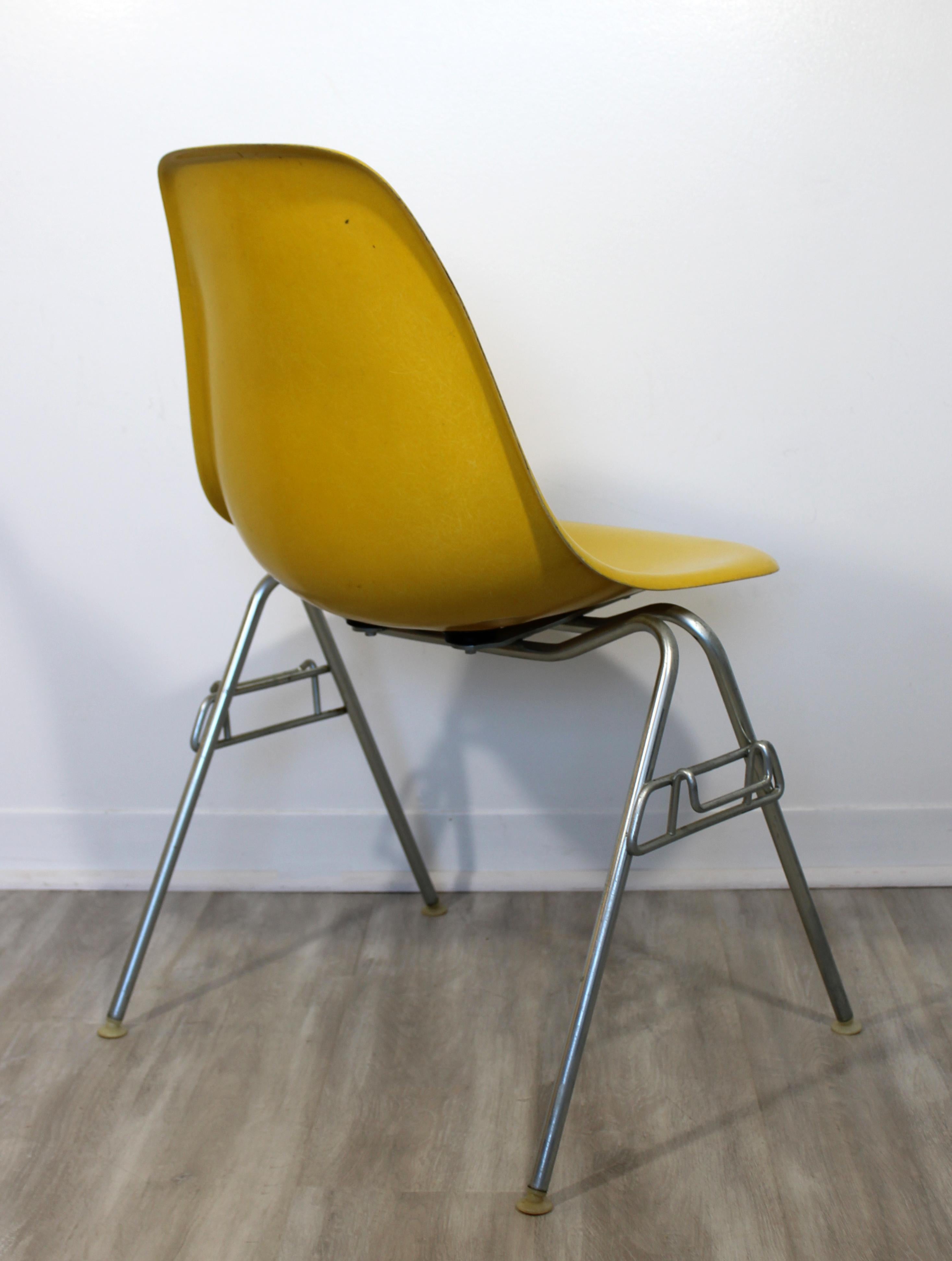 American Mid-Century Modern Herman Miller Set of 4 Yellow Shell Stacking Side Chairs