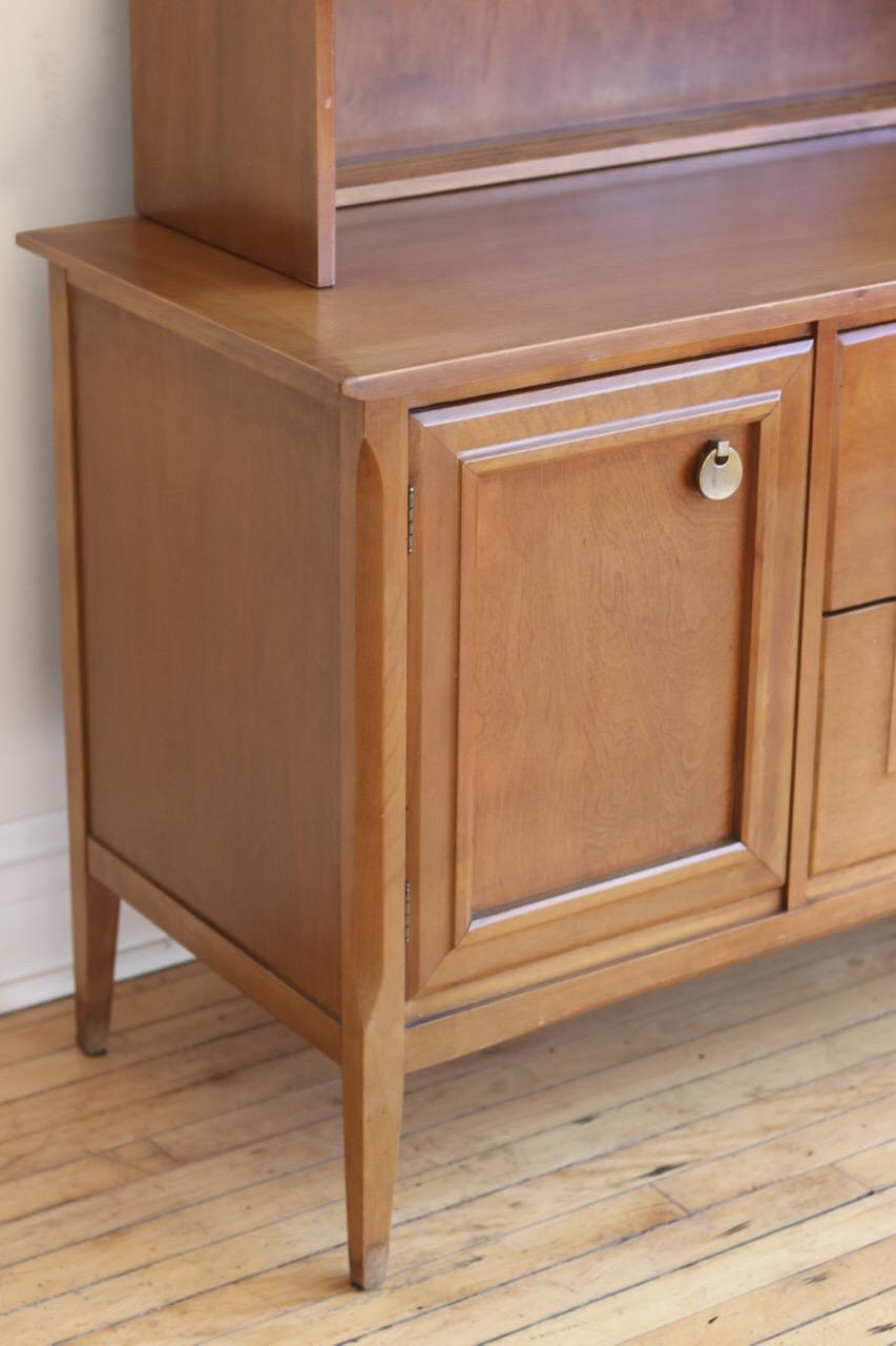 Mid-Century Modern Heywood-Wakefield Cabinet 3