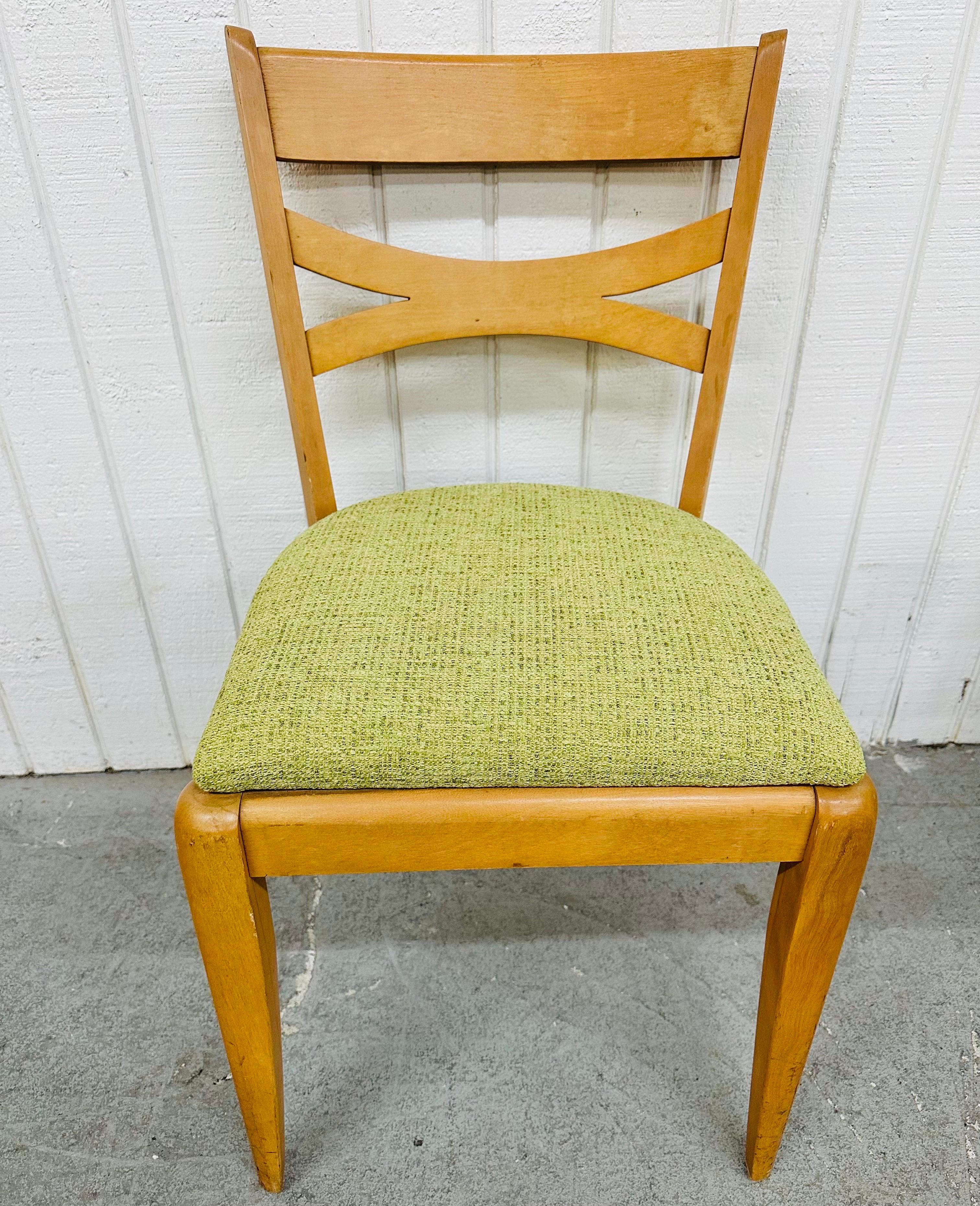 Mid-Century Modern Heywood Wakefield Champagne Dining Chairs - Set of 4 In Good Condition In Clarksboro, NJ