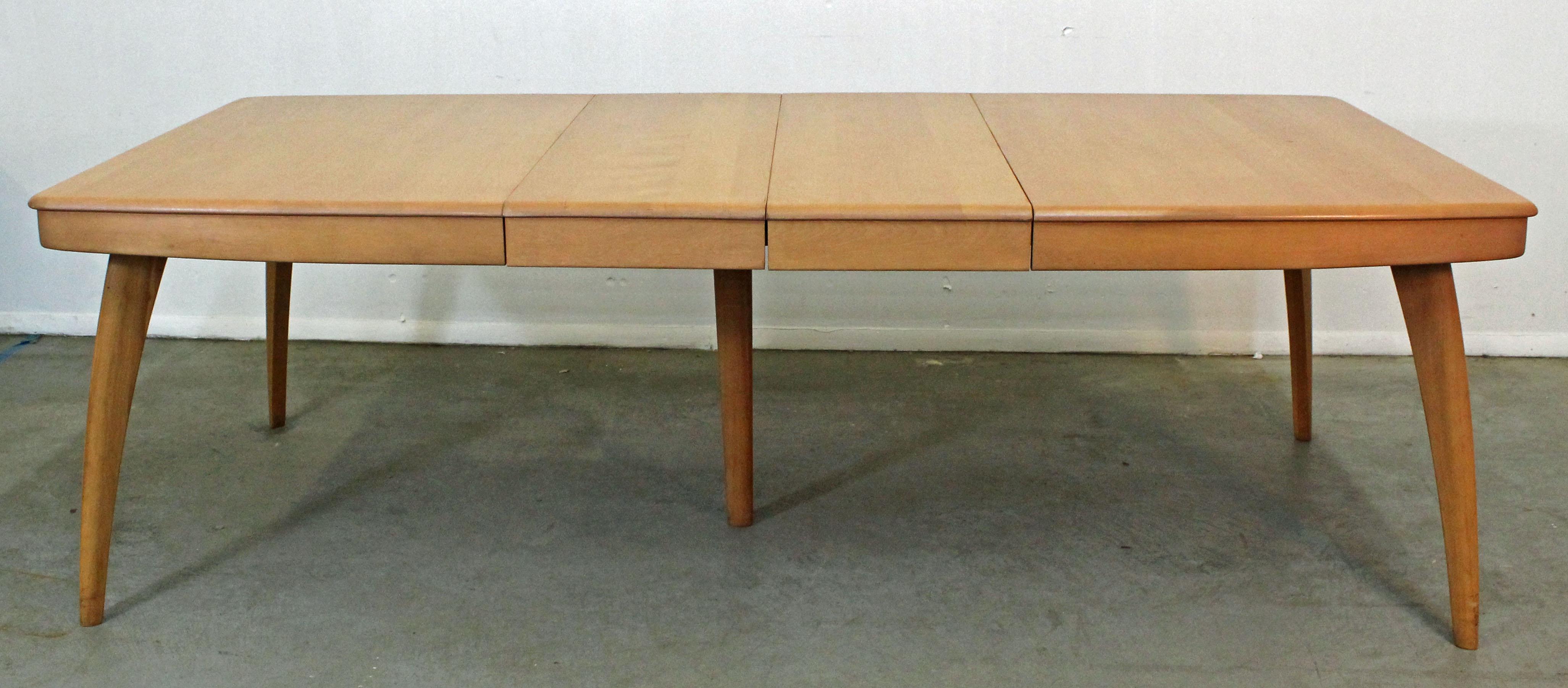 Mid-Century Modern Heywood-Wakefield Champagne Extendable Dining Table In Good Condition In Wilmington, DE