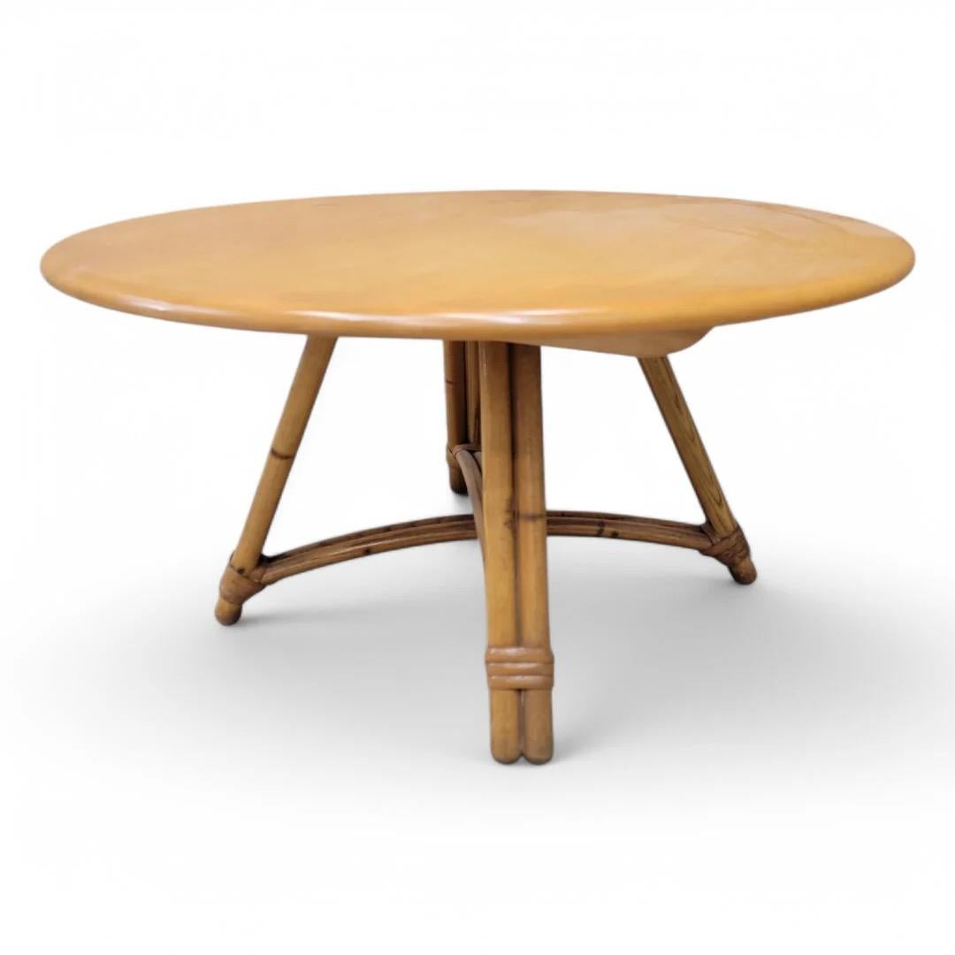 Heywood Wakefield table basse en bambou pivotante de style moderne du milieu du siècle dernier

Table basse 
