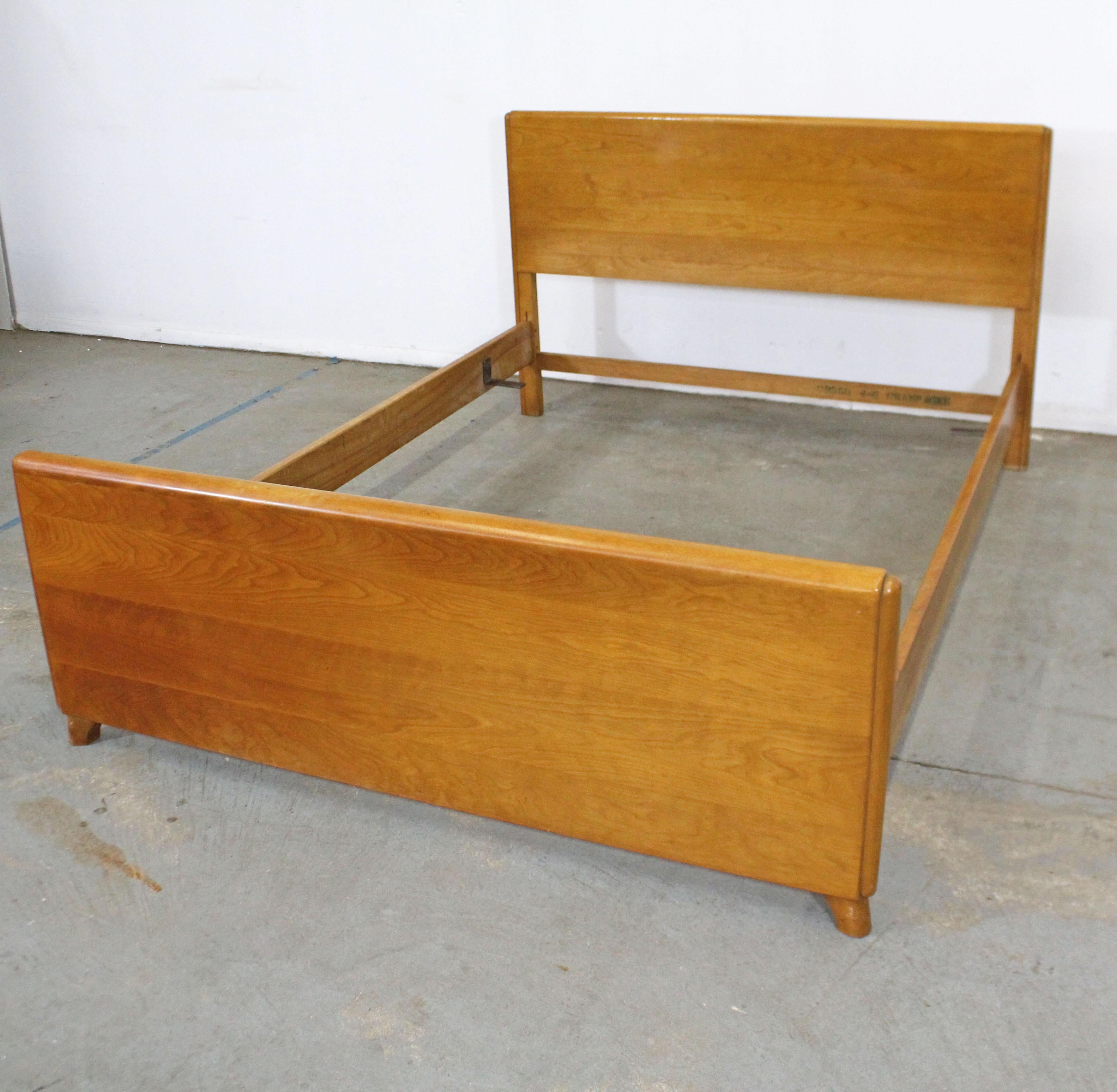 Mid-Century Modern Heywood Wakefield Crescendo - Cadre de lit grande taille pour champagne, mi-siècle moderne, style Heywood