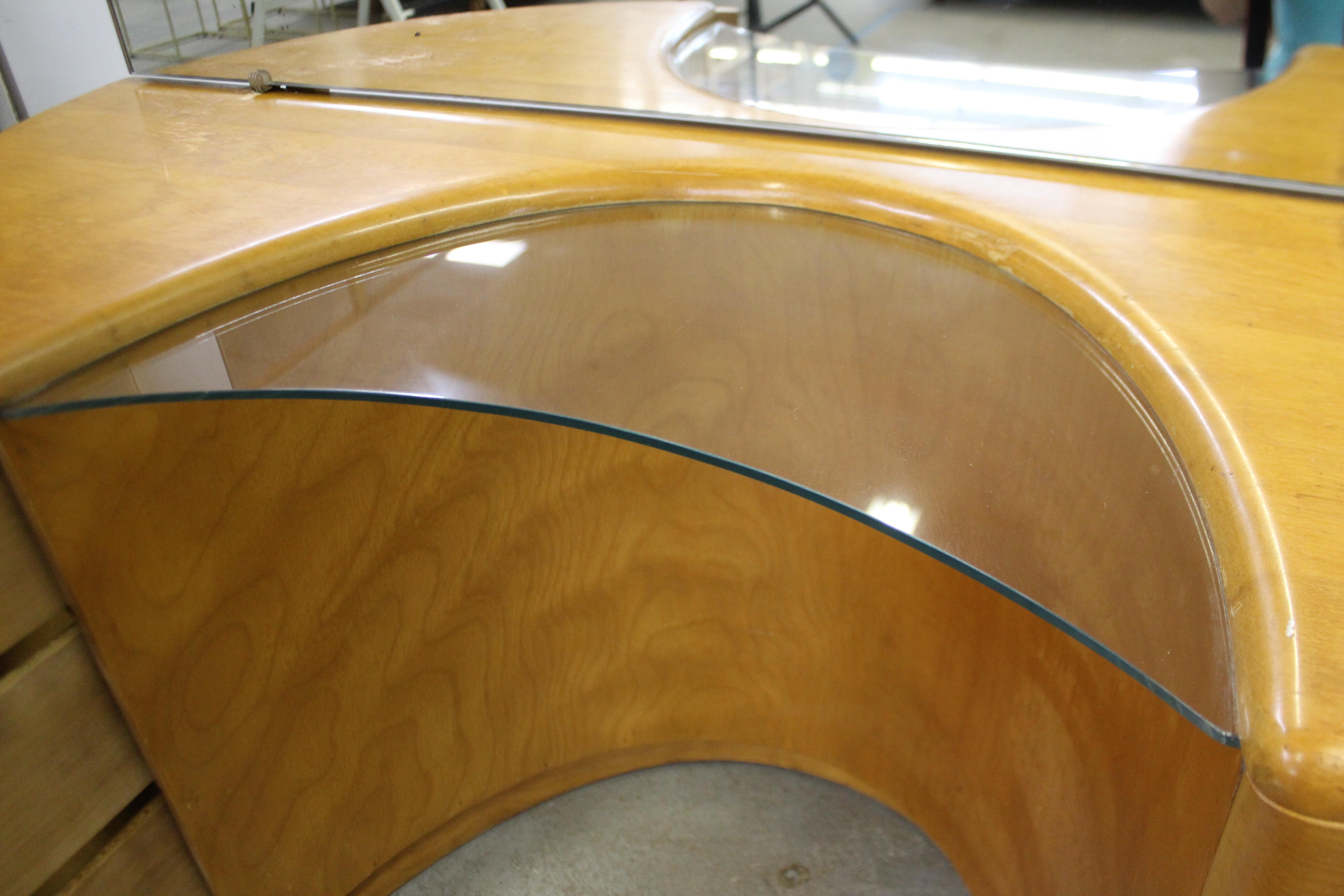 Mid-20th Century Mid-Century Modern Heywood Wakefield Crescendo Champagne Vanity with Mirror