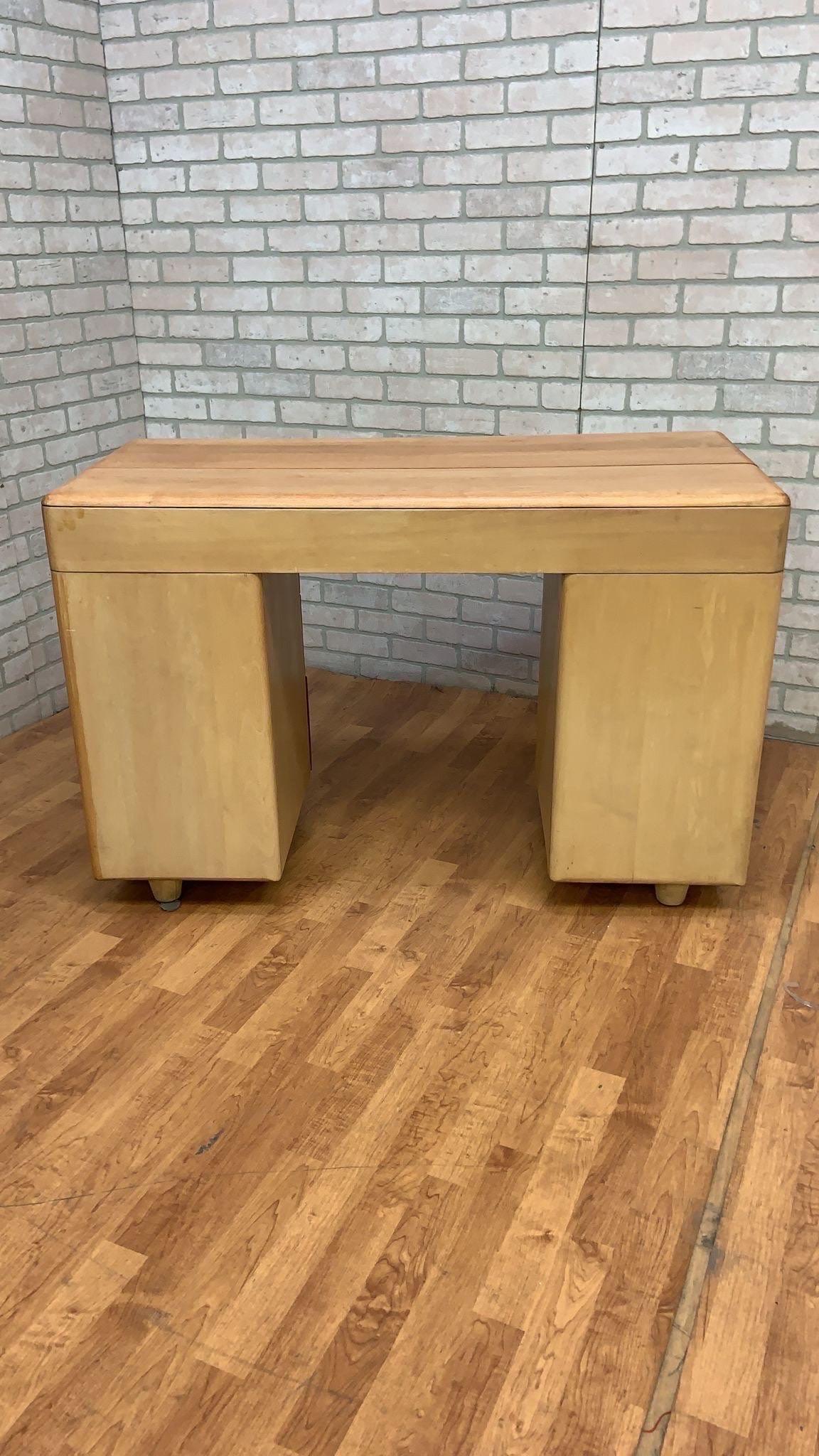 Mid-Century Modern Heywood-Wakefield Desk 2