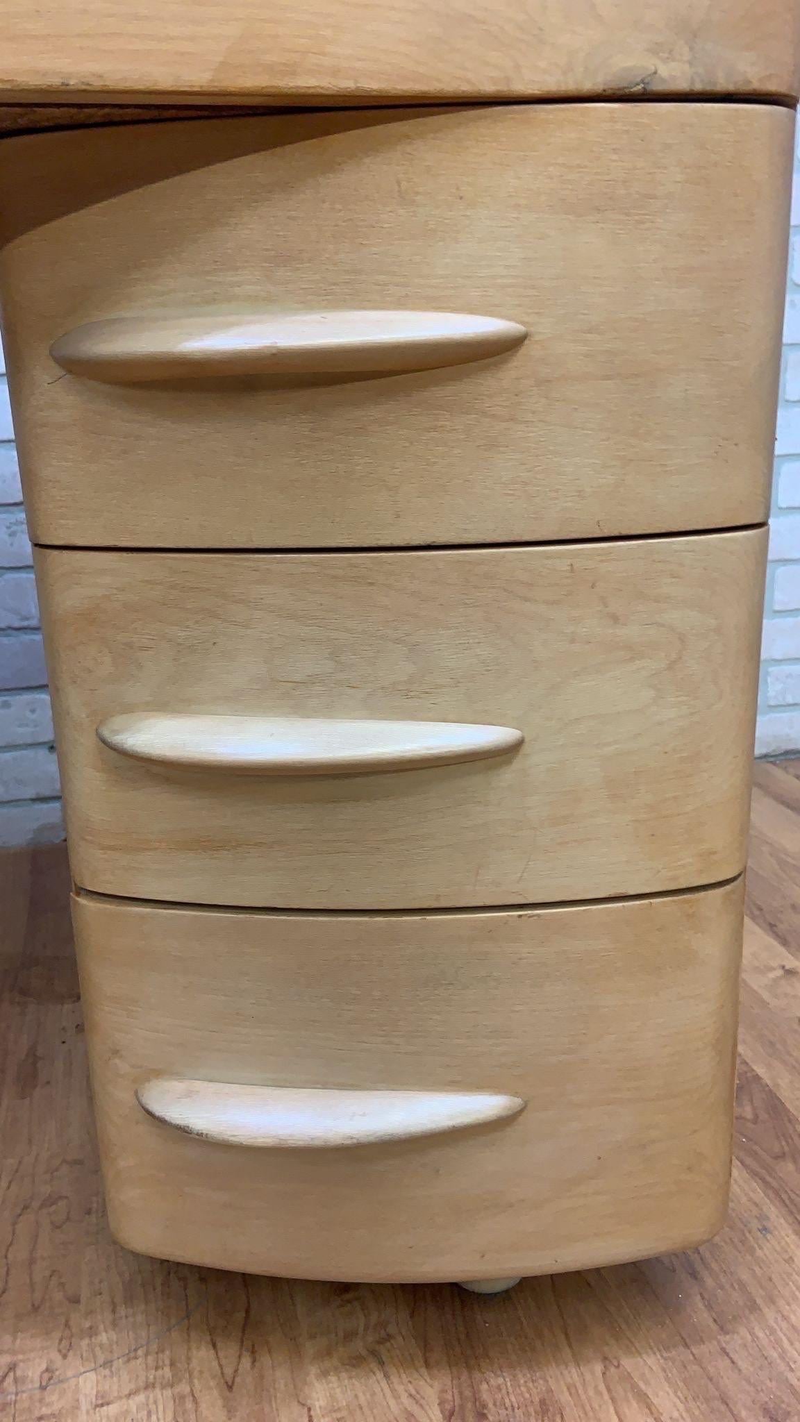 Mid-Century Modern Heywood-Wakefield Desk 1