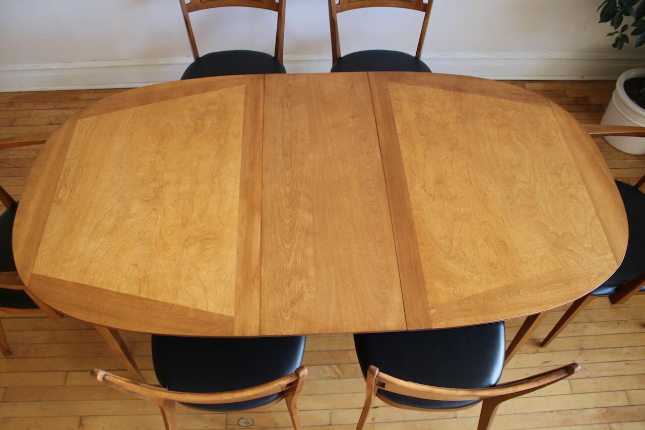American Mid-Century Modern Heywood Wakefield Dining Set
