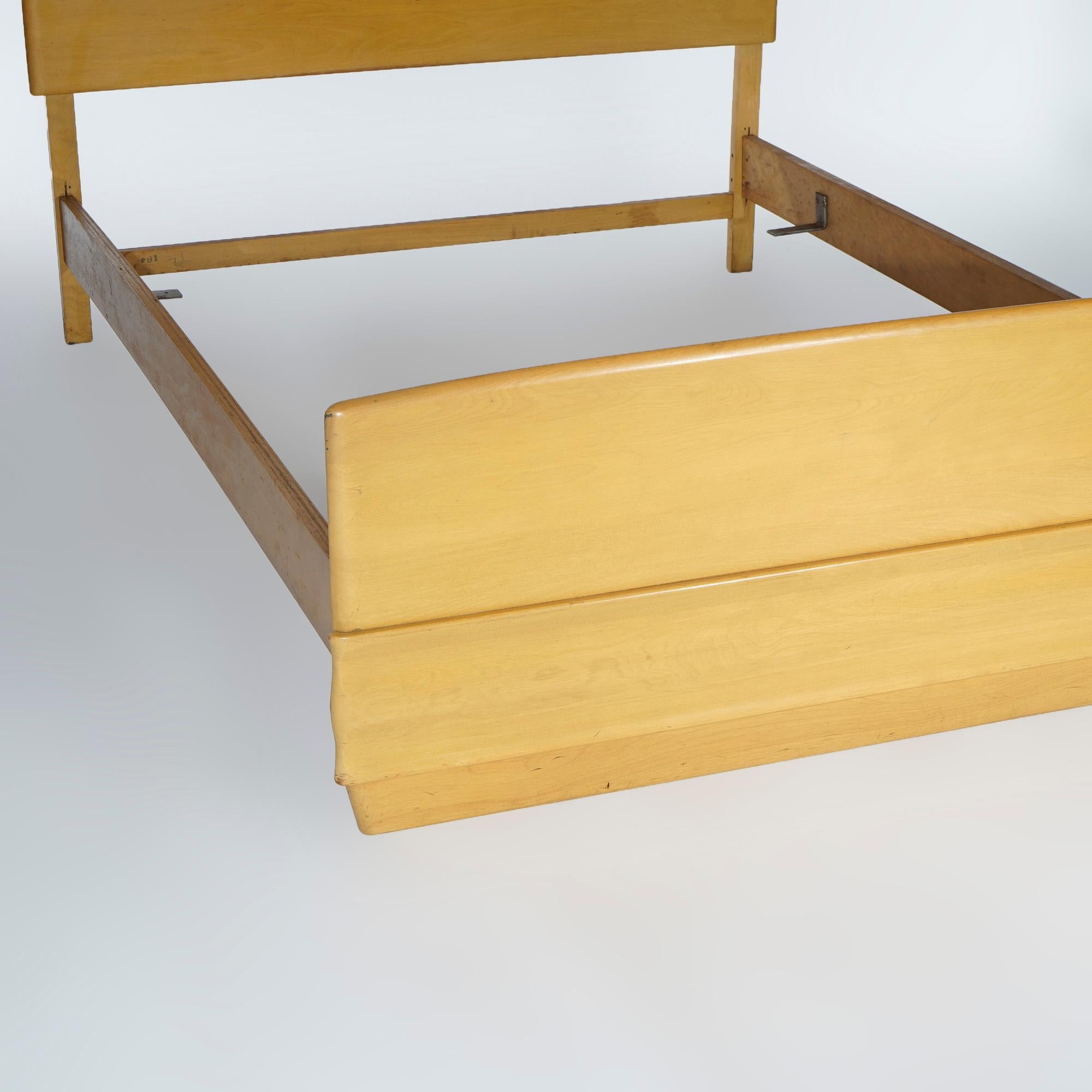 Mid-Century Modern Heywood Wakefield Double Bed Frame, Wheat Finish, Circa 1950 For Sale 1