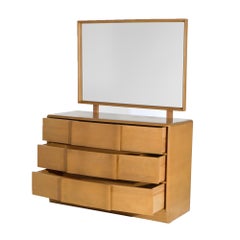 Mid Century Modern Heywood Wakefield Kommode & Spiegel in Weizen, CIRCA 1950