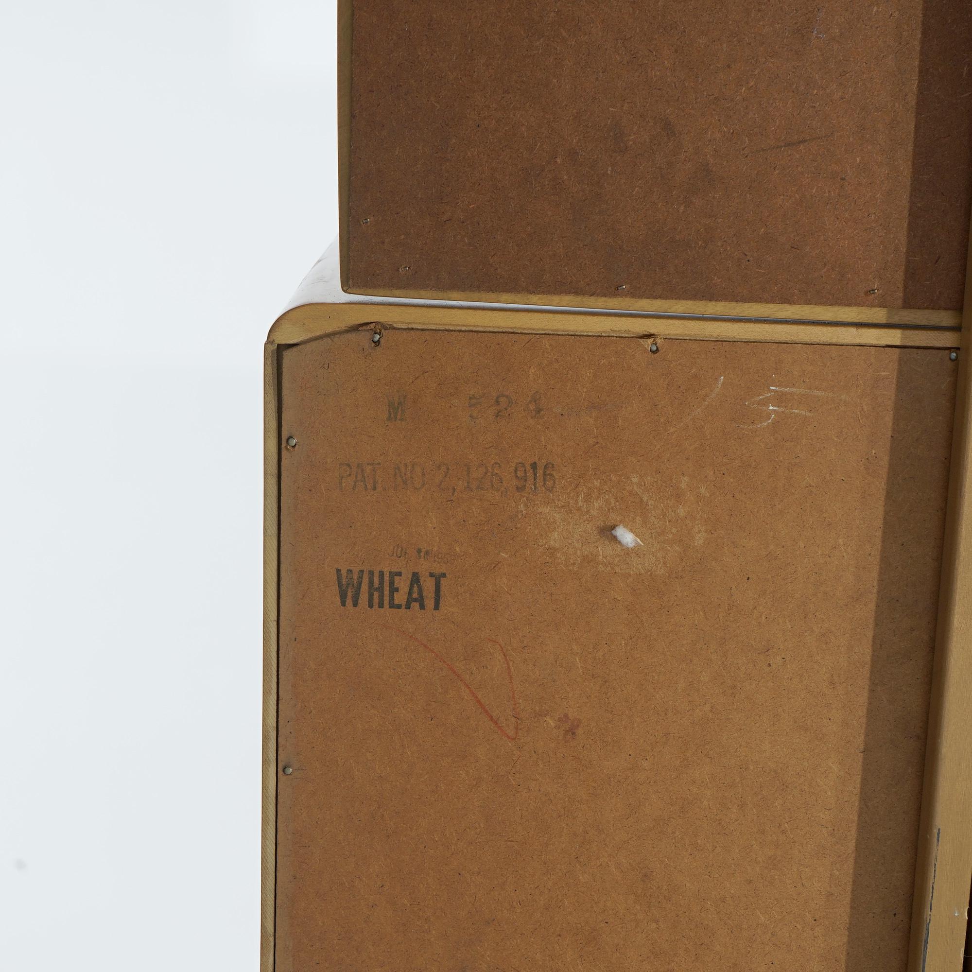 Mid-Century Modern Heywood Wakefield Dresser & Mirror, Wheat Finish, circa 1950 11