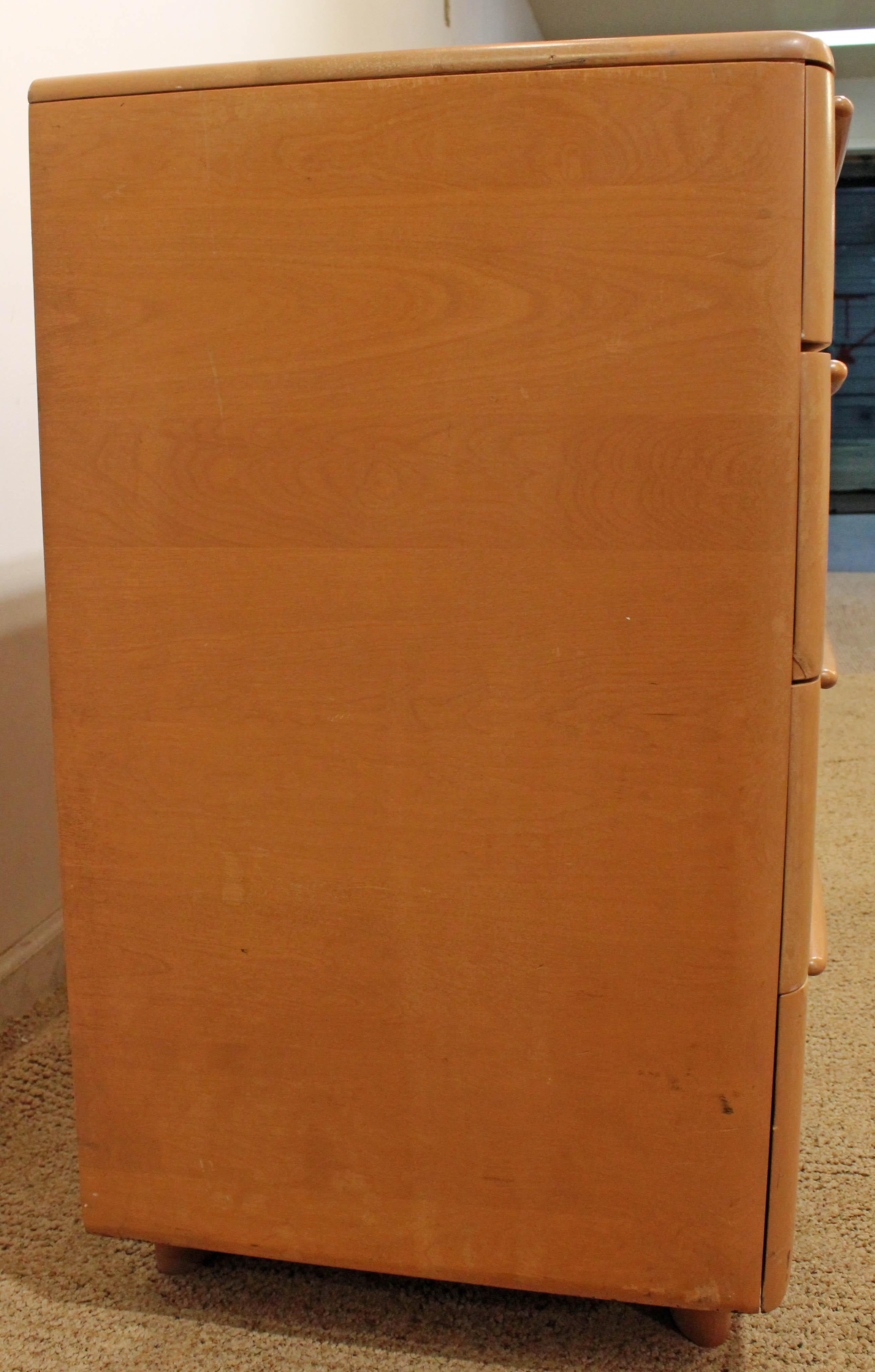 Wood Mid-Century Modern Heywood Wakefield Encore Champagne Bachelor Chest