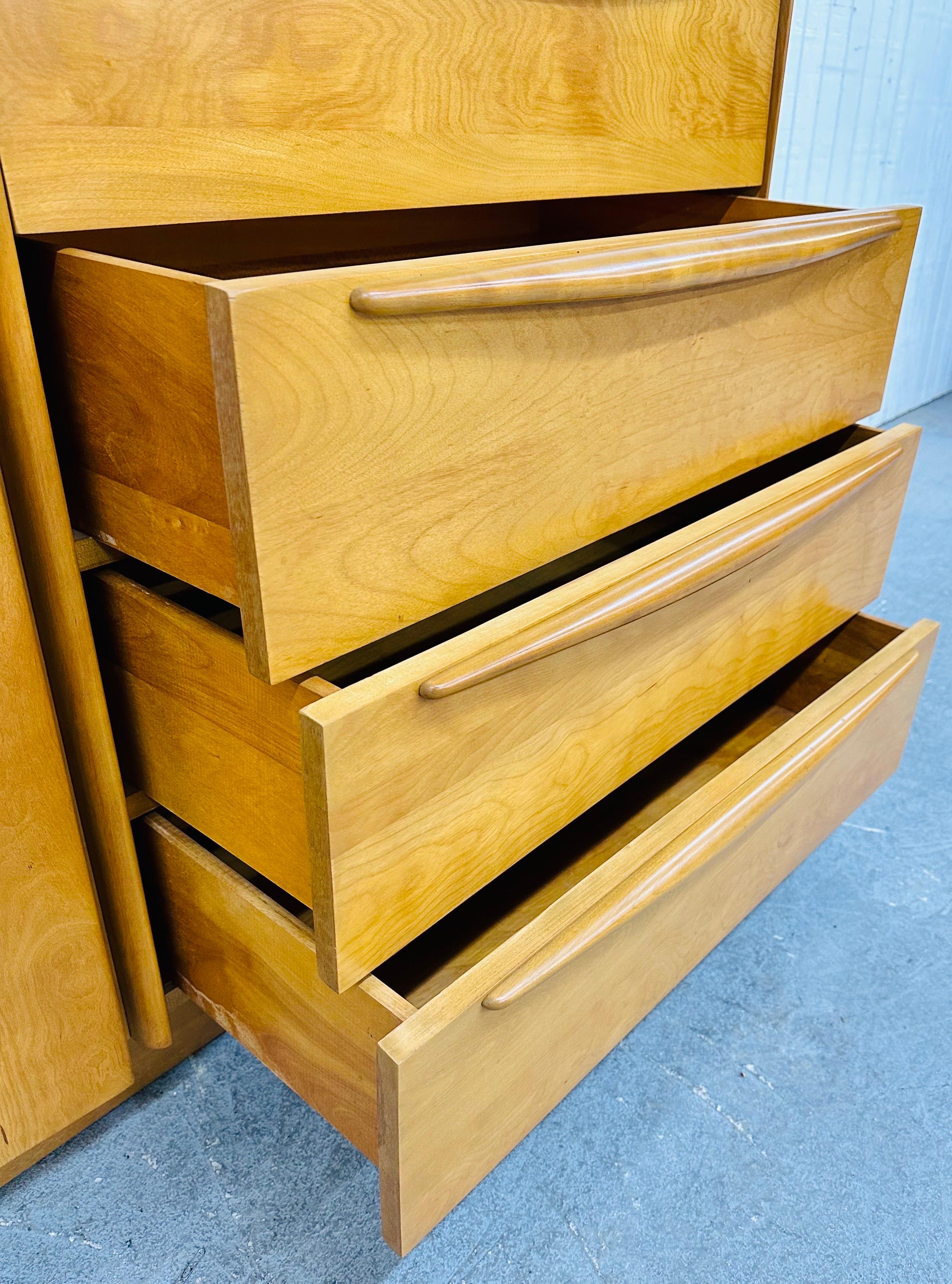 Mid-Century Modern Heywood Wakefield Hutch 4