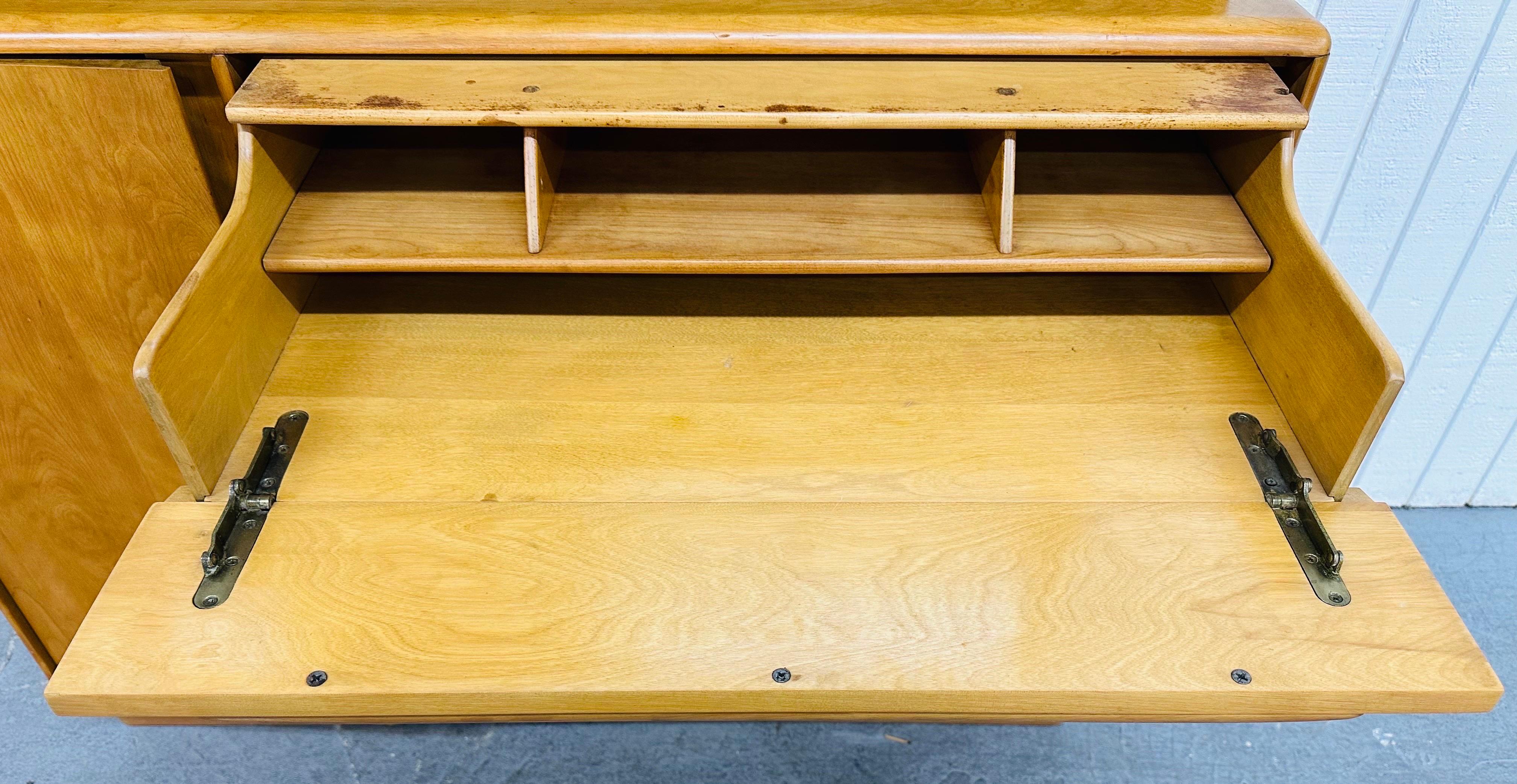 Mid-Century Modern Heywood Wakefield Hutch 5