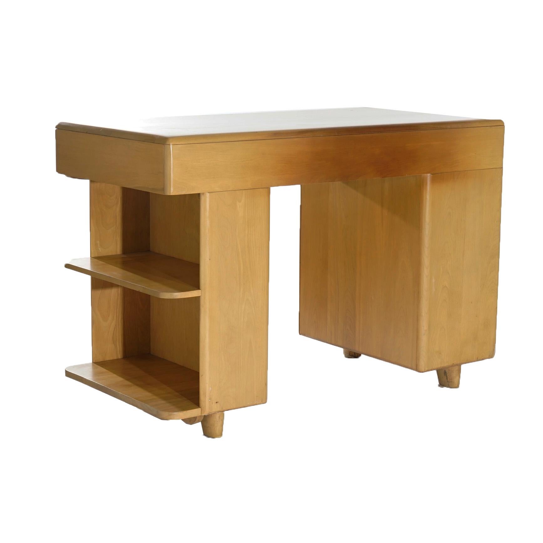 Mid-Century Modern Heywood Wakefield Kneehole Desk Circa 1950 In Good Condition In Big Flats, NY