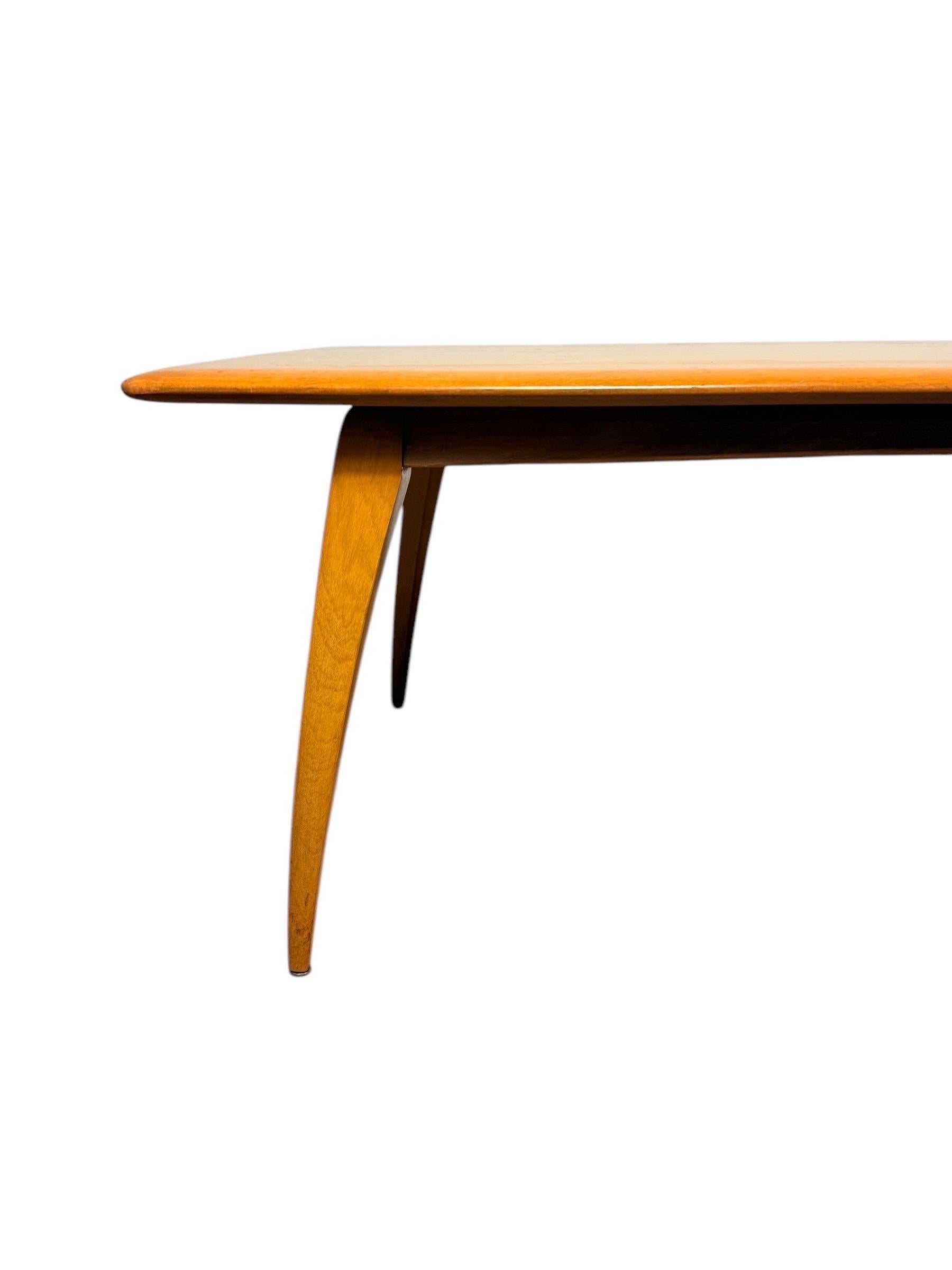 Érable Table basse en érable de The Moderns Modernity - Finition blé en vente