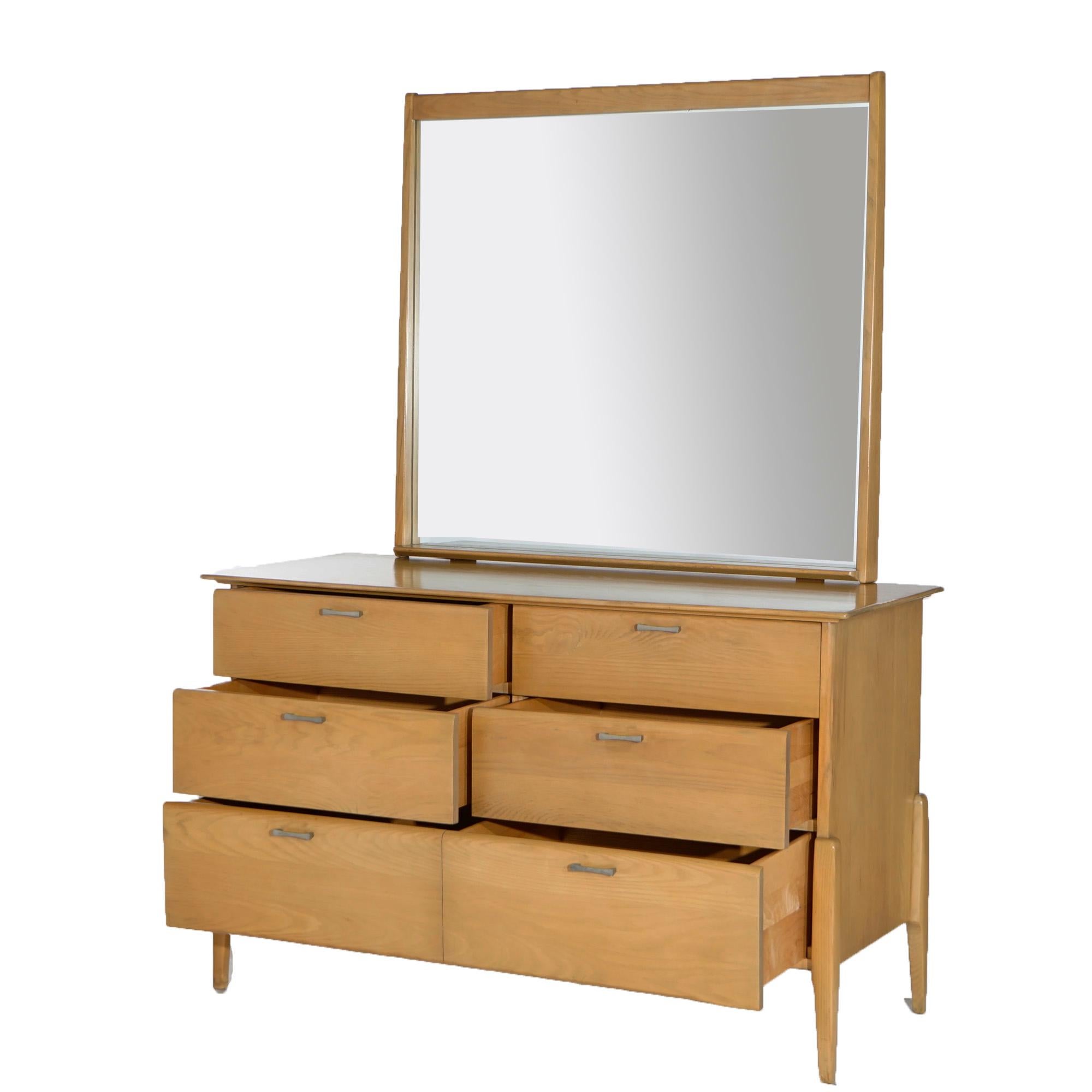 American Mid-Century Modern Heywood Wakefield Prophecy Dresser with Mirror in Fawn, C1950
