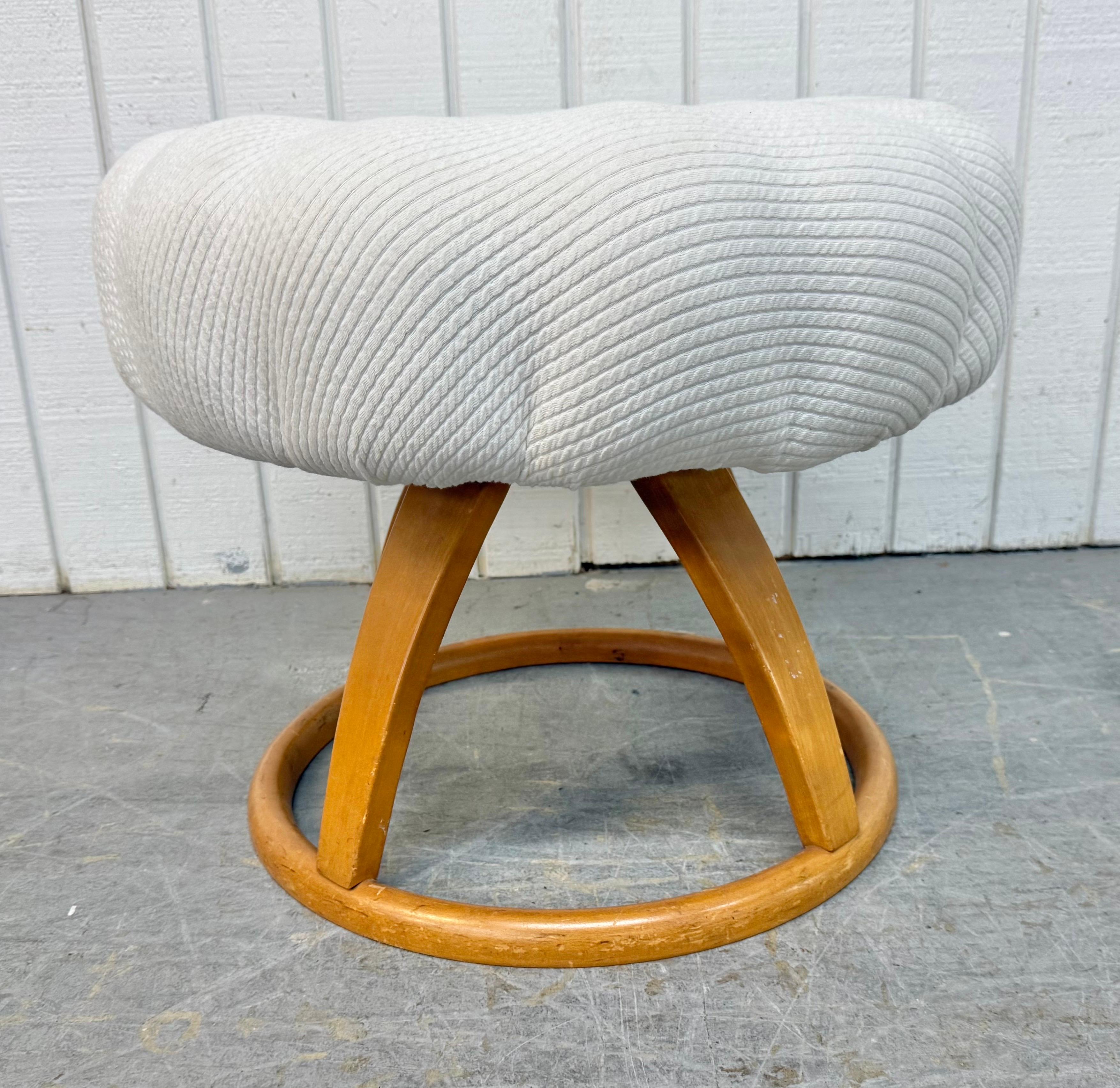 Américain Tabouret de vanité pivotant Heywood Wakefield moderne du milieu du siècle en vente