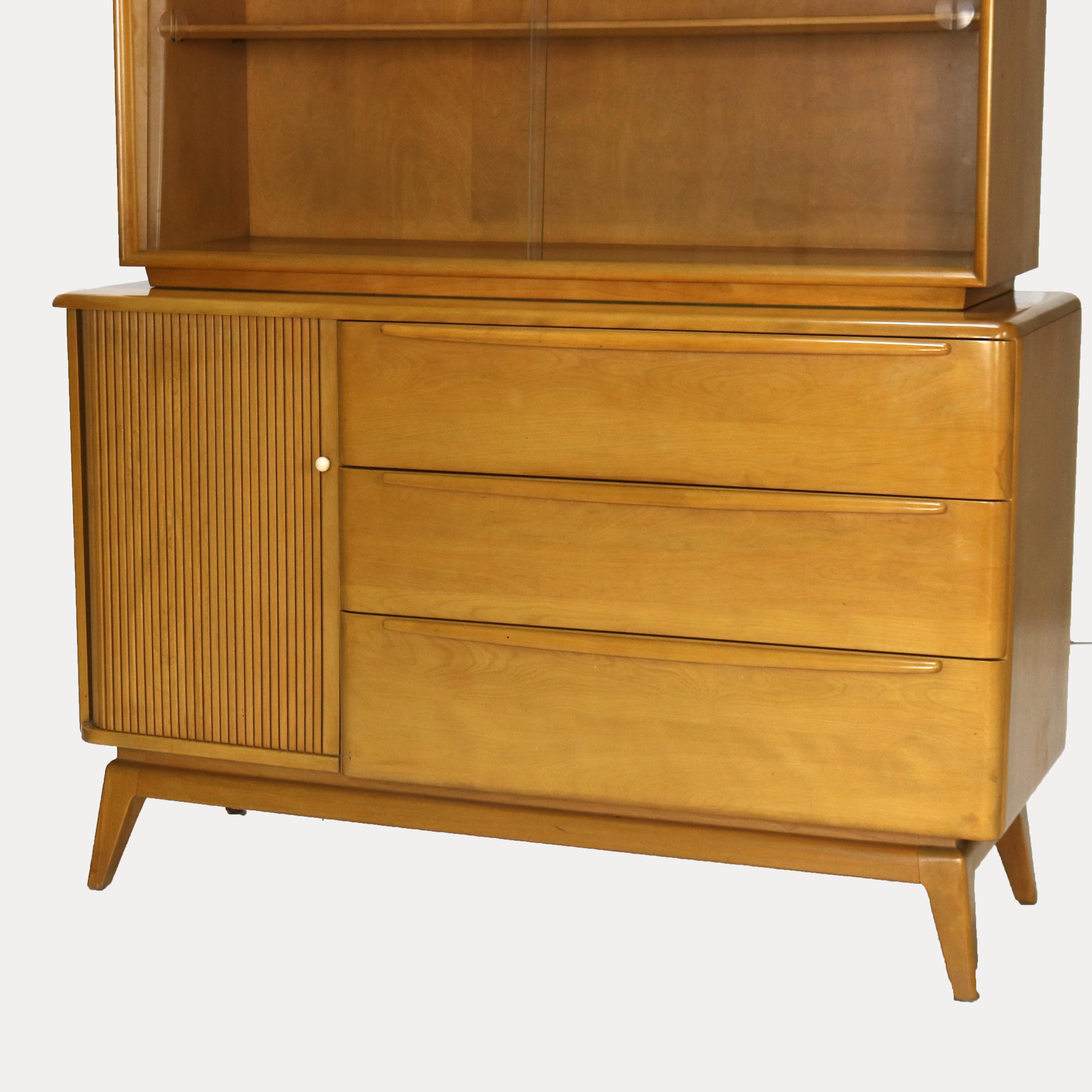 Mid Century Modern Heywood Wakefield Two Piece Maple Sideboard C1950 In Good Condition In Big Flats, NY