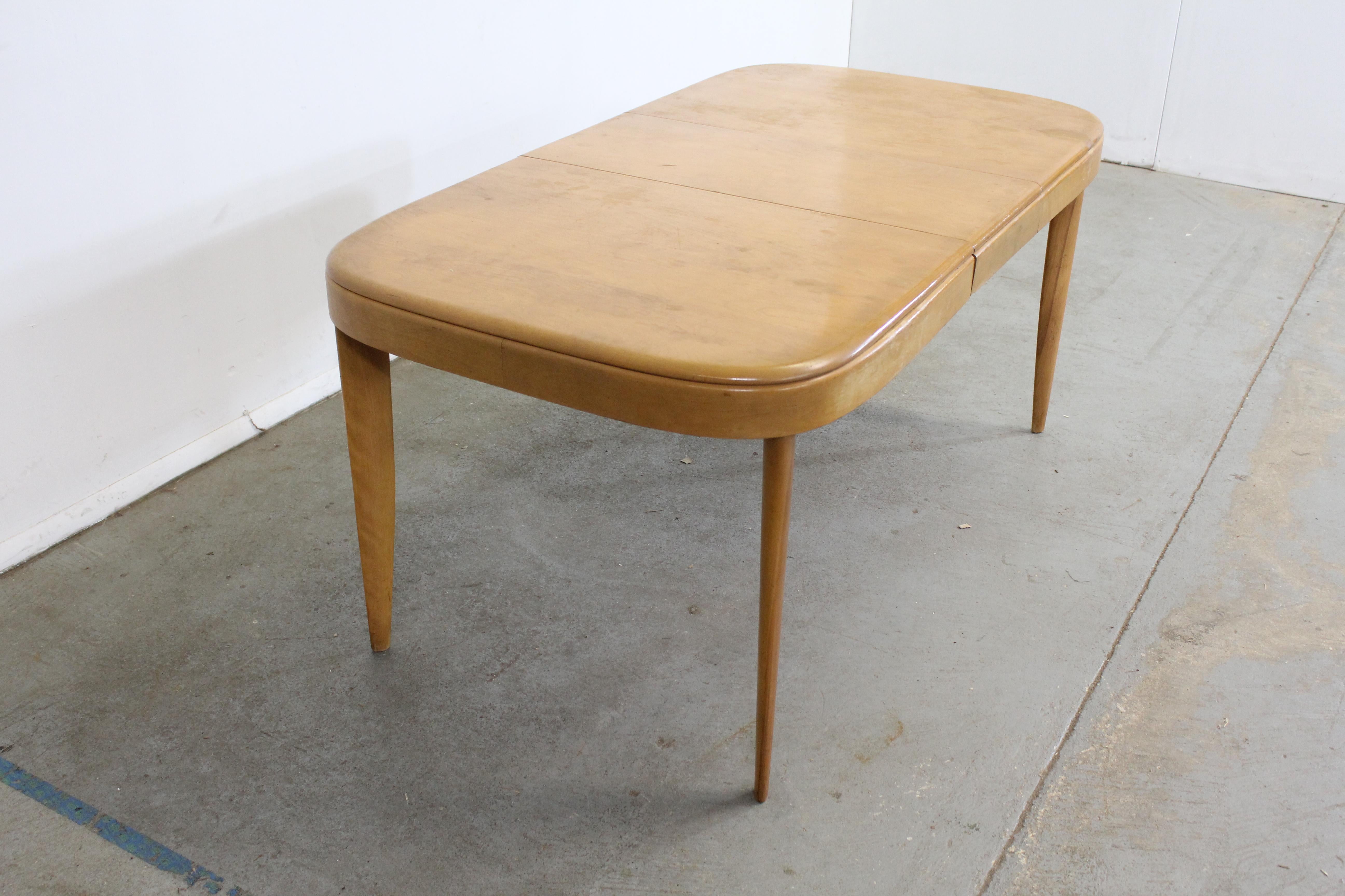 Mid-Century Modern Heywood Wakefield Champagne Extendable Dining Table In Fair Condition In Wilmington, DE