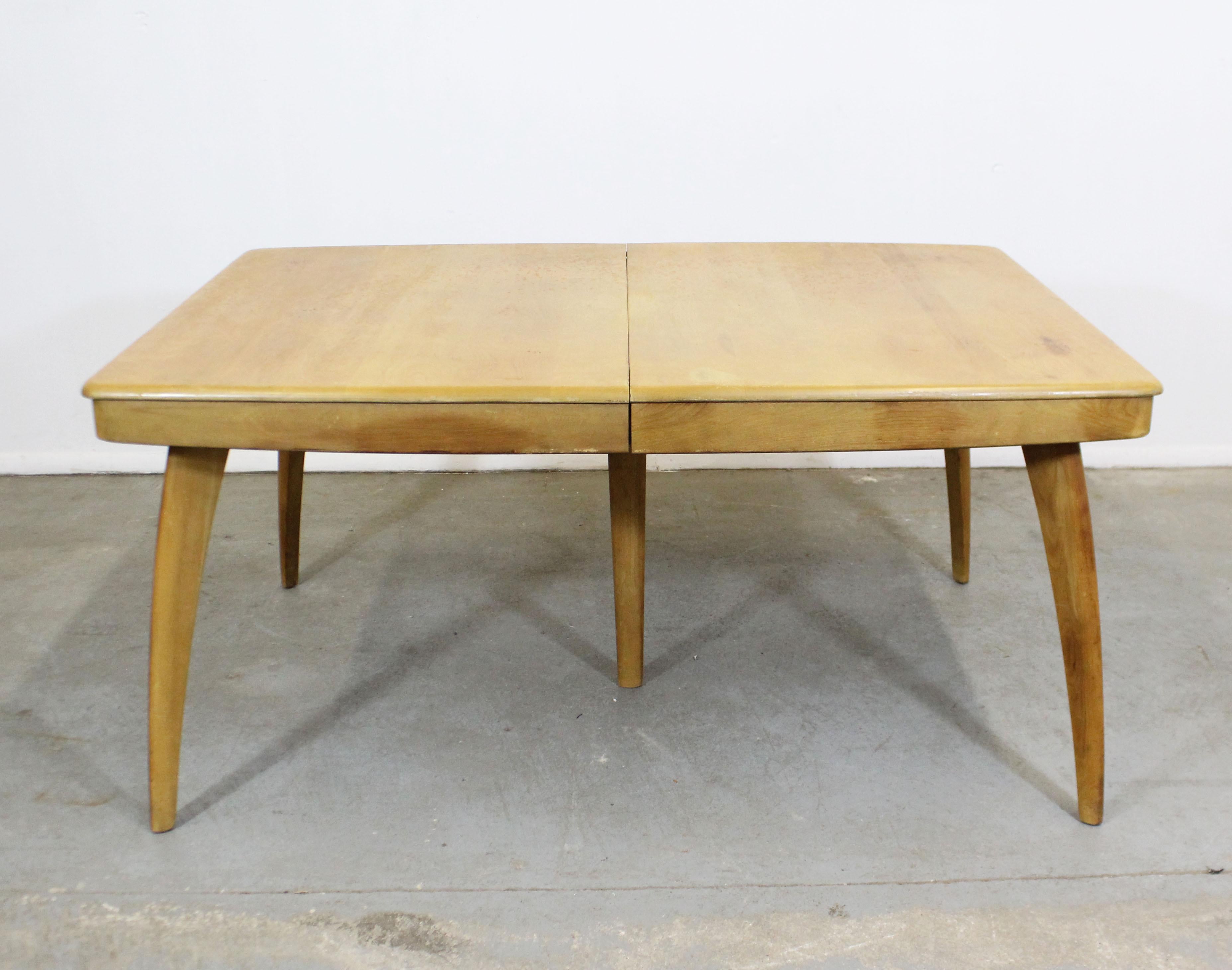 Mid-Century Modern Heywood Wakefield Wheat Extendable Dining Table In Fair Condition In Wilmington, DE