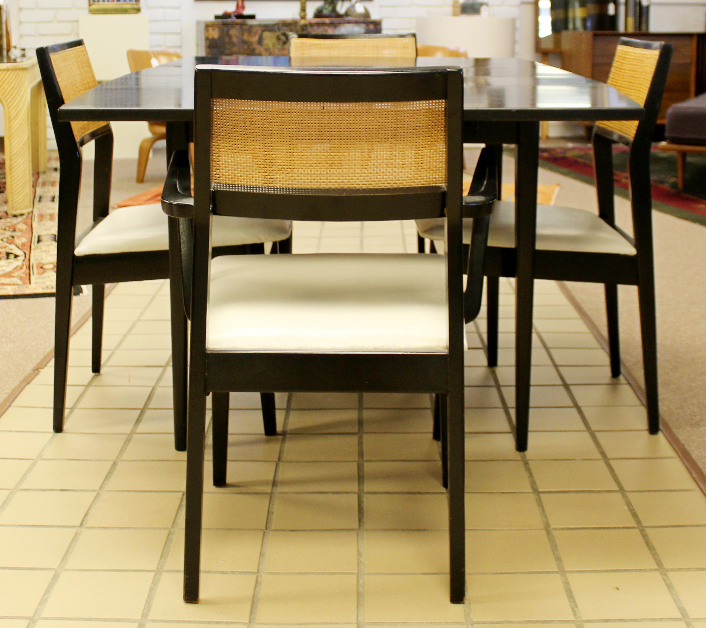 Mid-Century Modern Hibriten Black and Cane Dinette Set 4 Chairs 3 Leaves, 1960s In Good Condition In Keego Harbor, MI